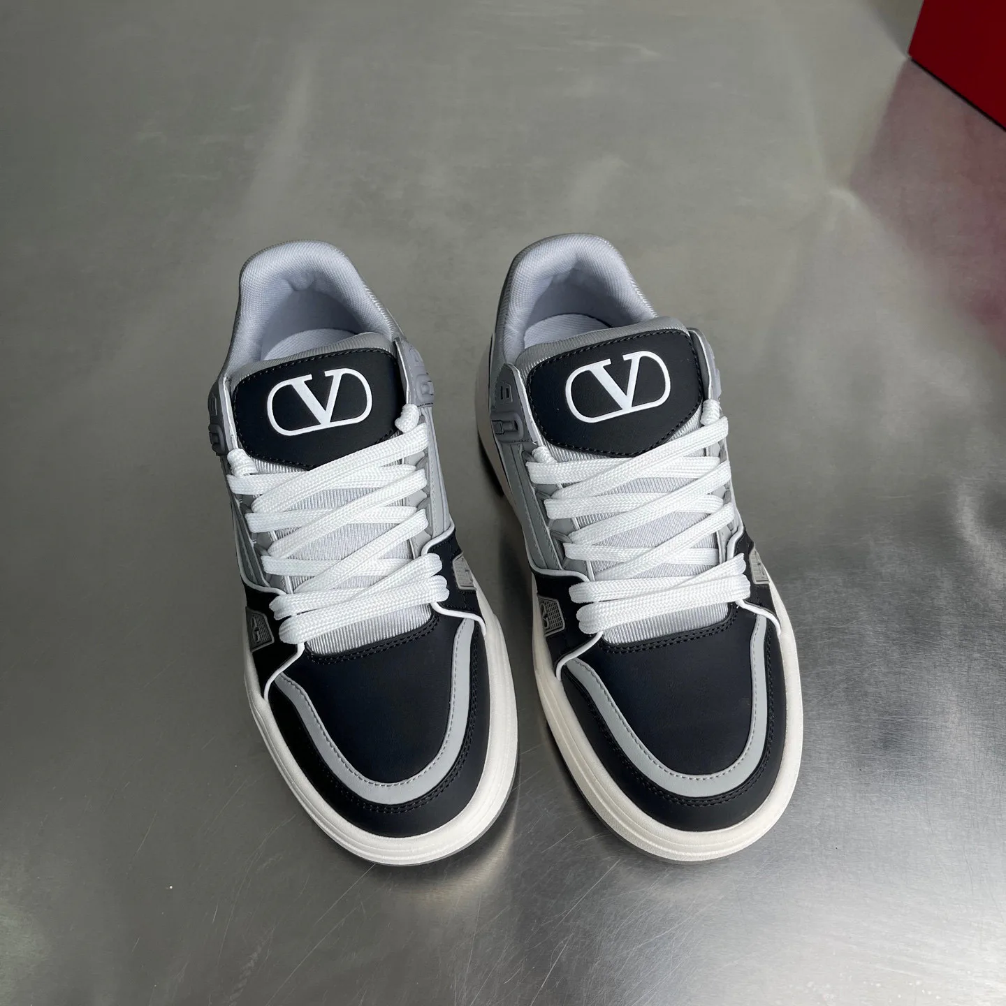 Кроссовки Женские Valentino 2733297
