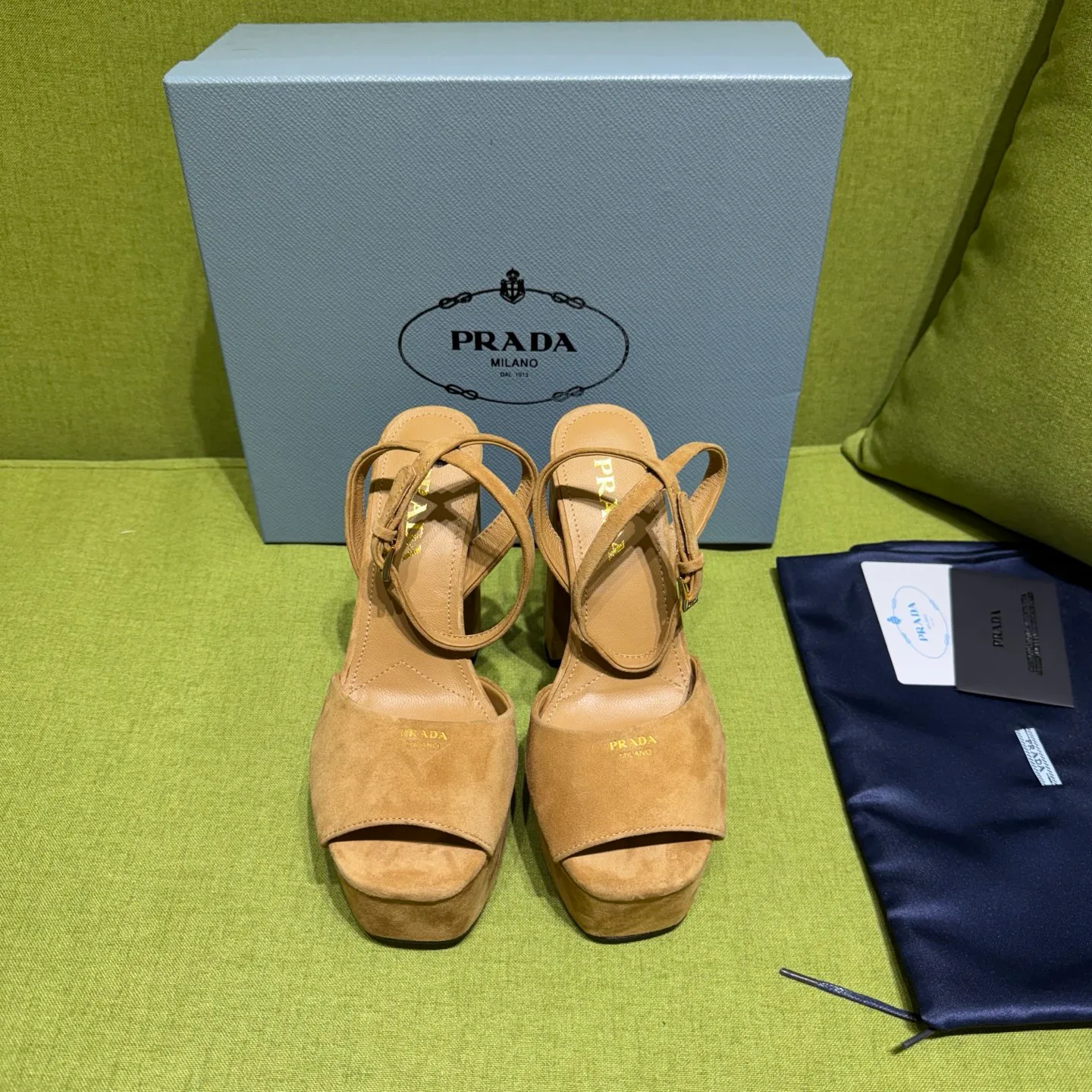 Босоножки Женские Prada 10481125