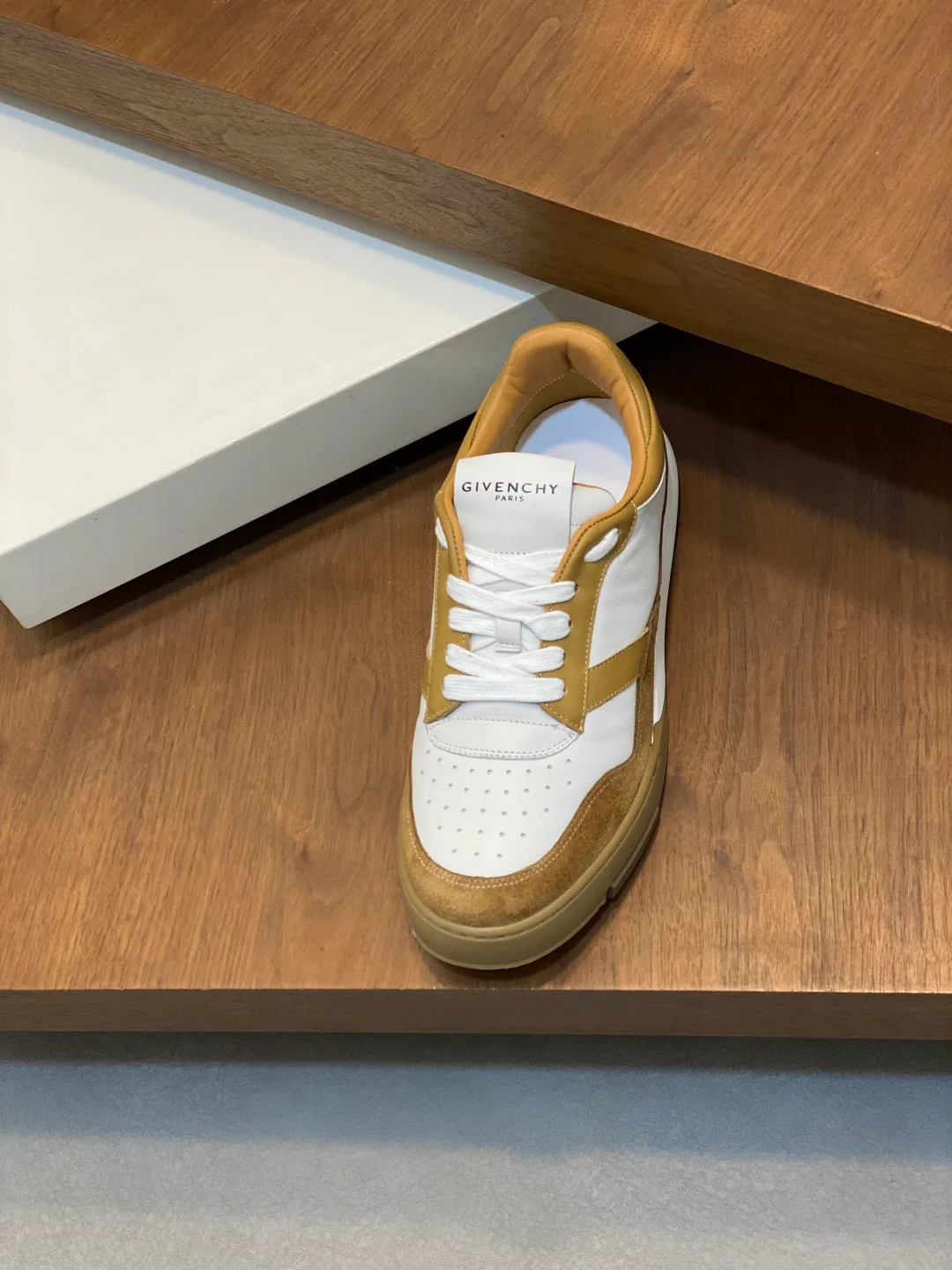 Кроссовки Женские Givenchy 2194093