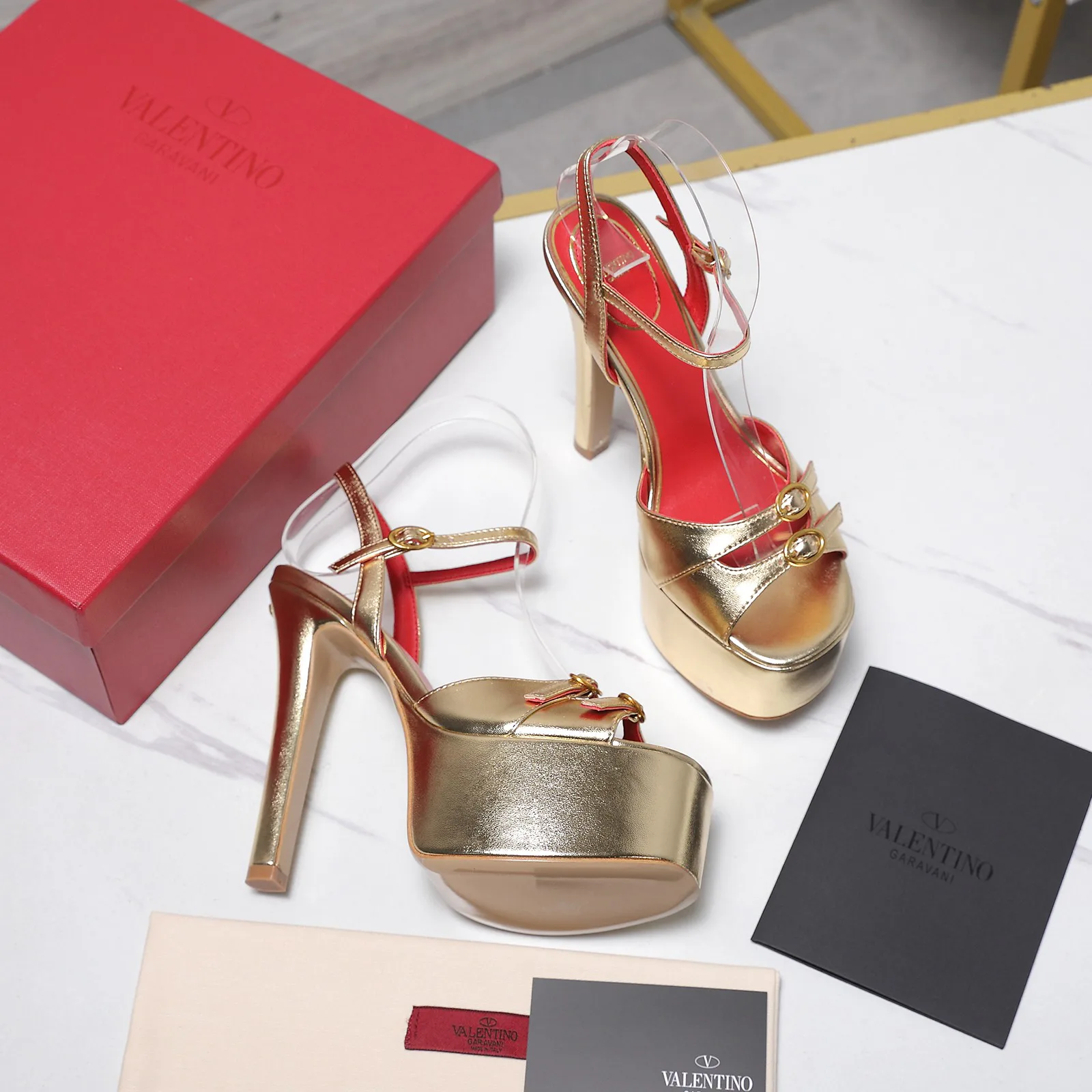 Босоножки Женские Valentino 13542426