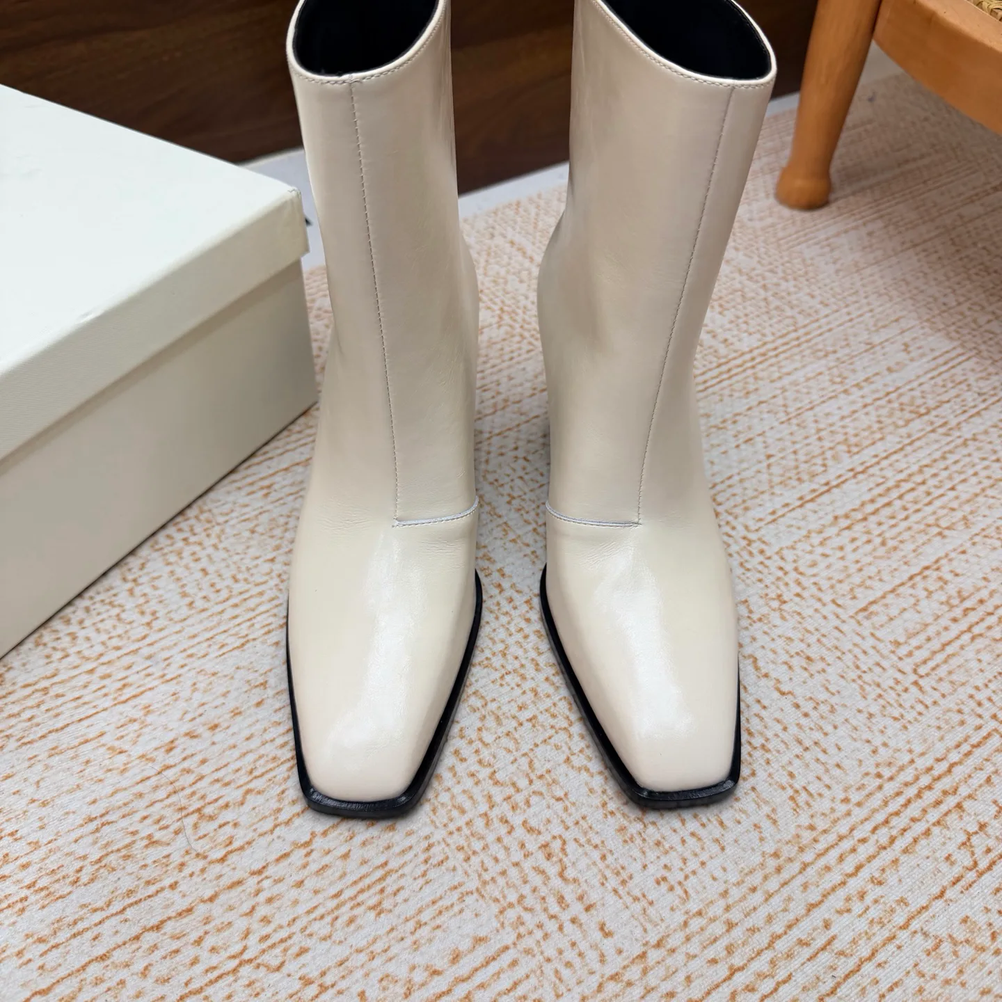 Ботильоны Женские Saint Laurent 18104624