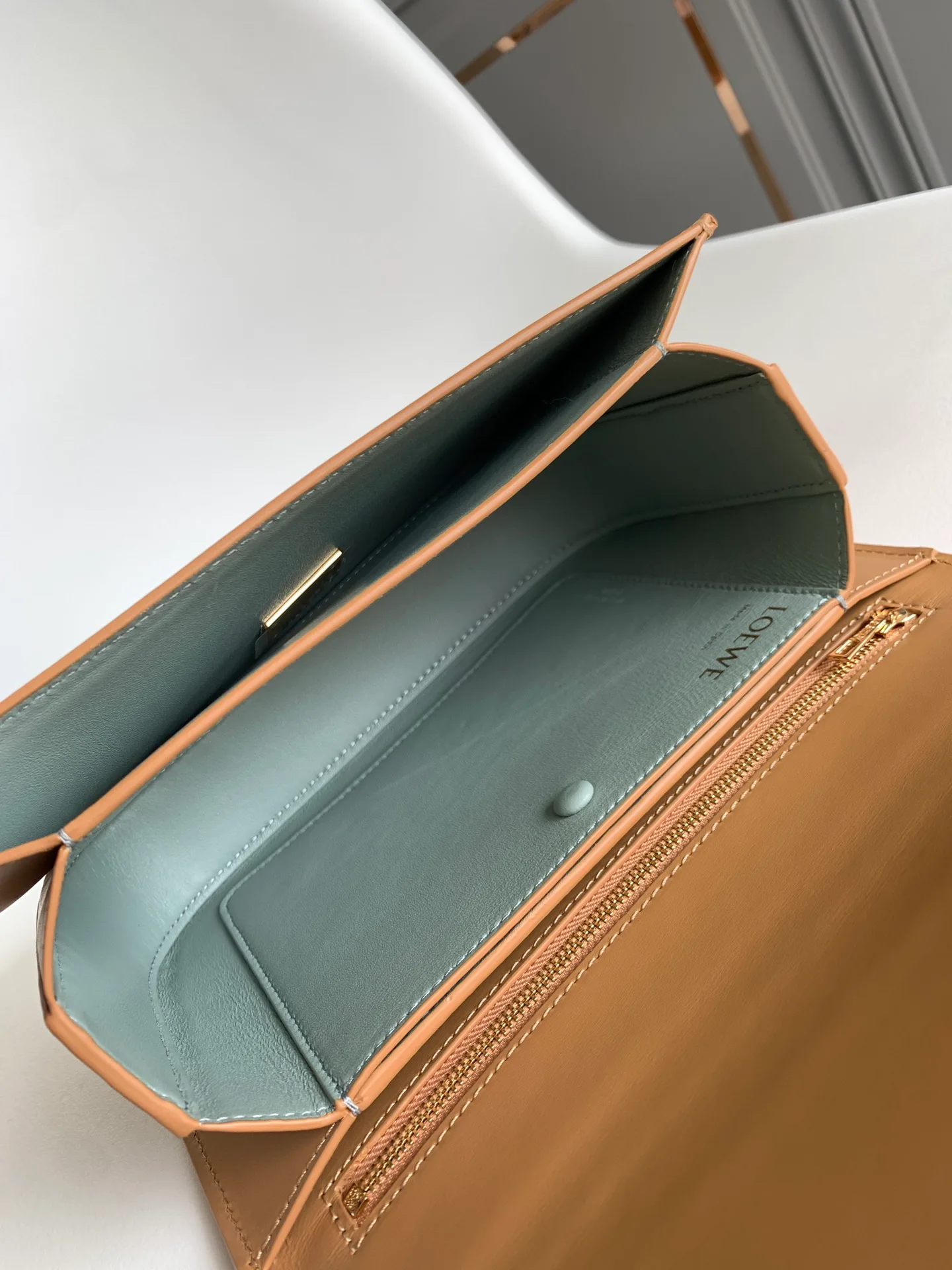 Классические Сумки Женские Loewe 6448006