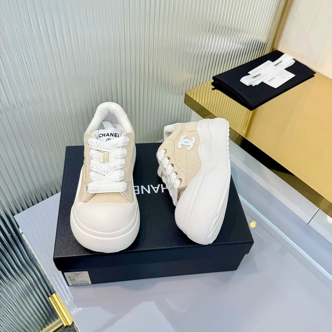 Кроссовки Женские Chanel 11396577