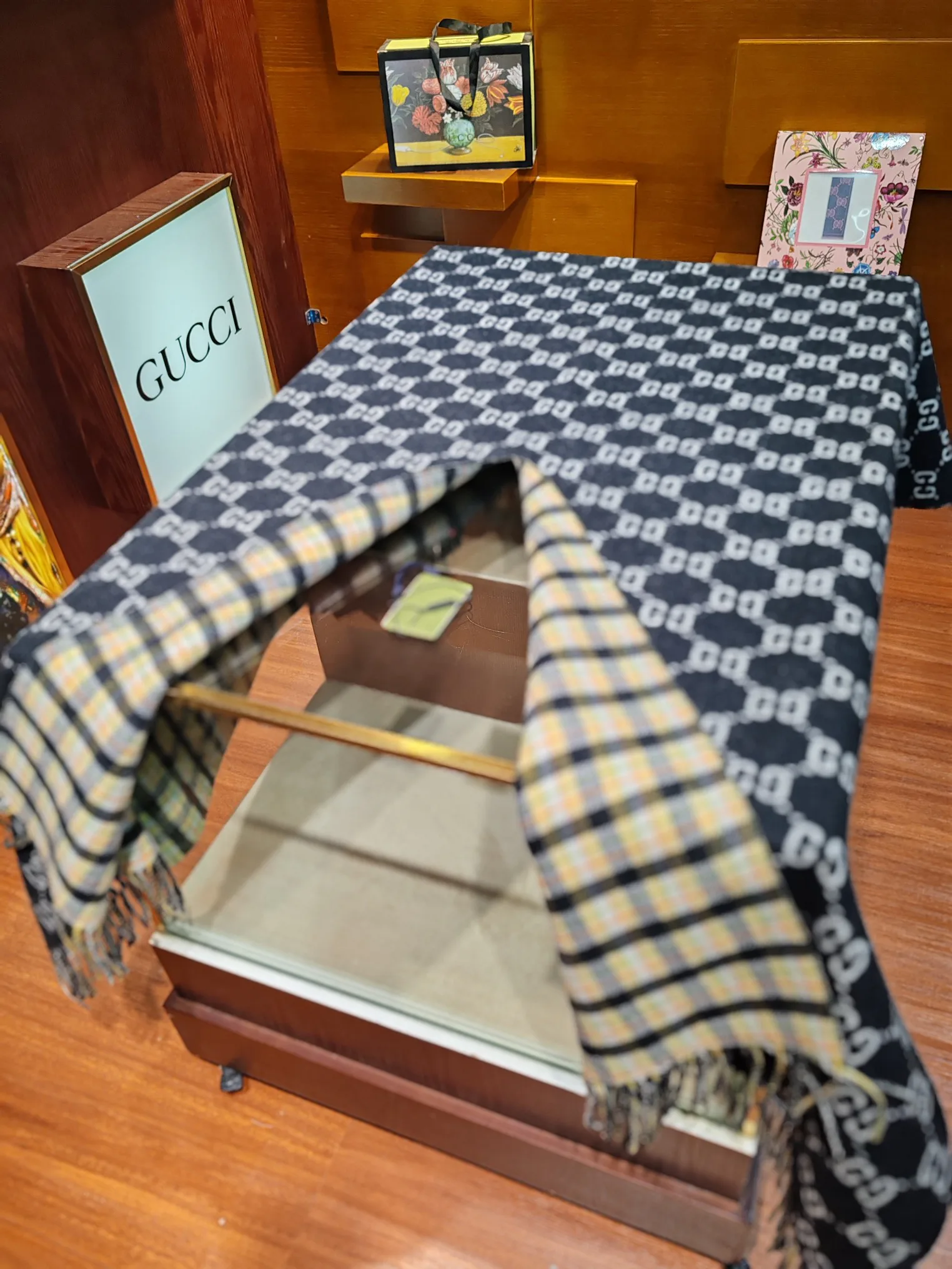 Шарфы Женские Gucci 153822