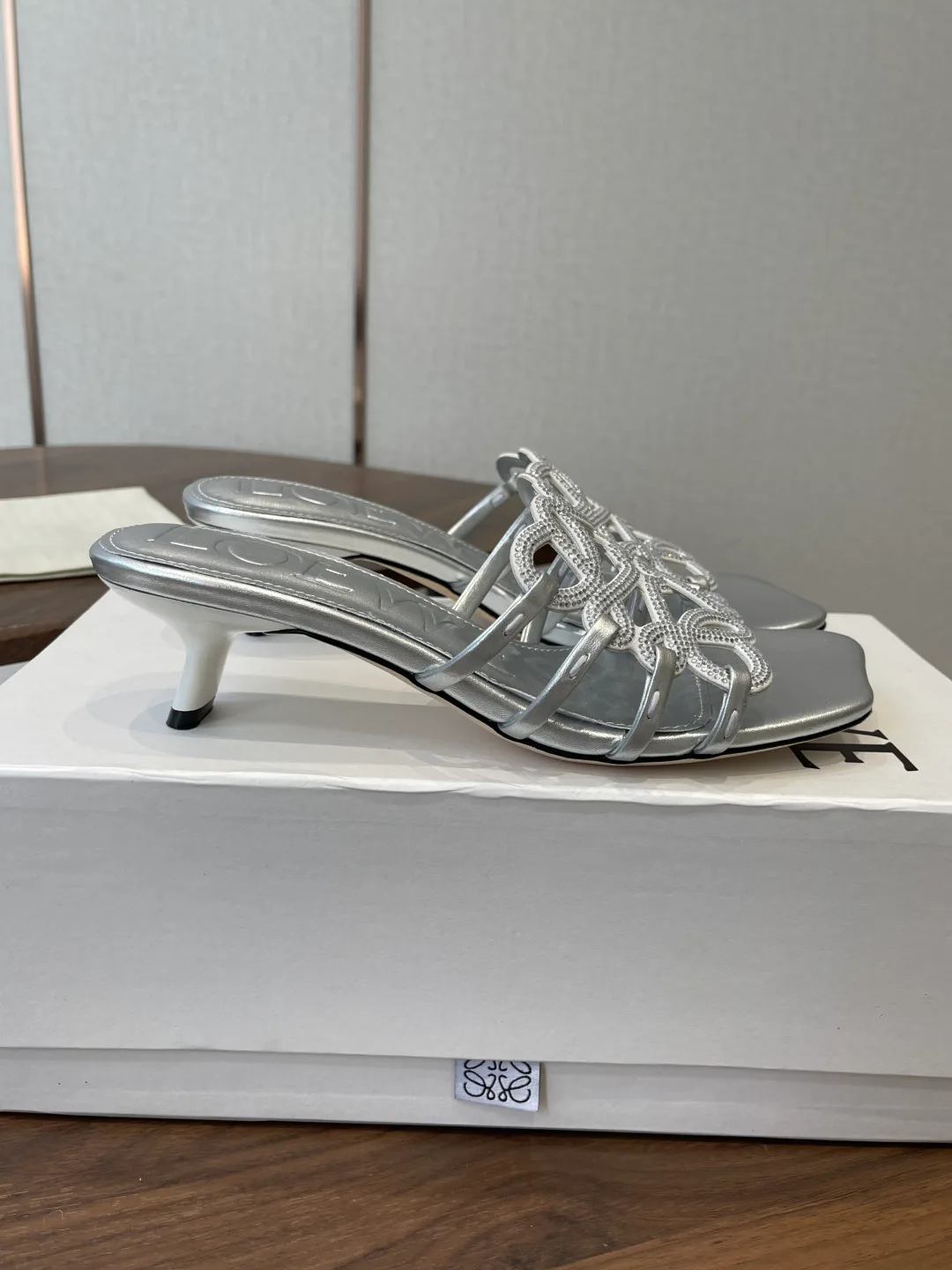Босоножки Женские Loewe 11427999