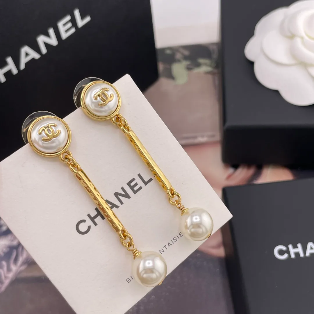 Бижутерия Chanel 17463549