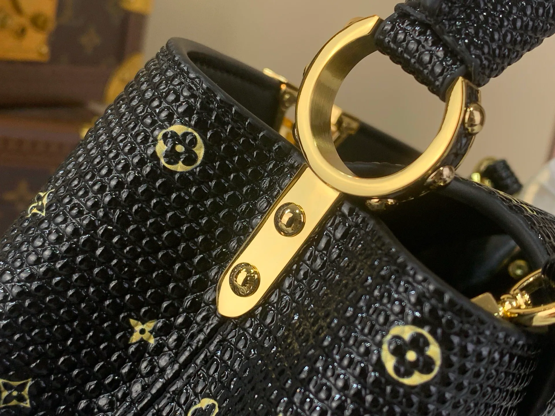 Клатчи Женские Louis Vuitton 11509354