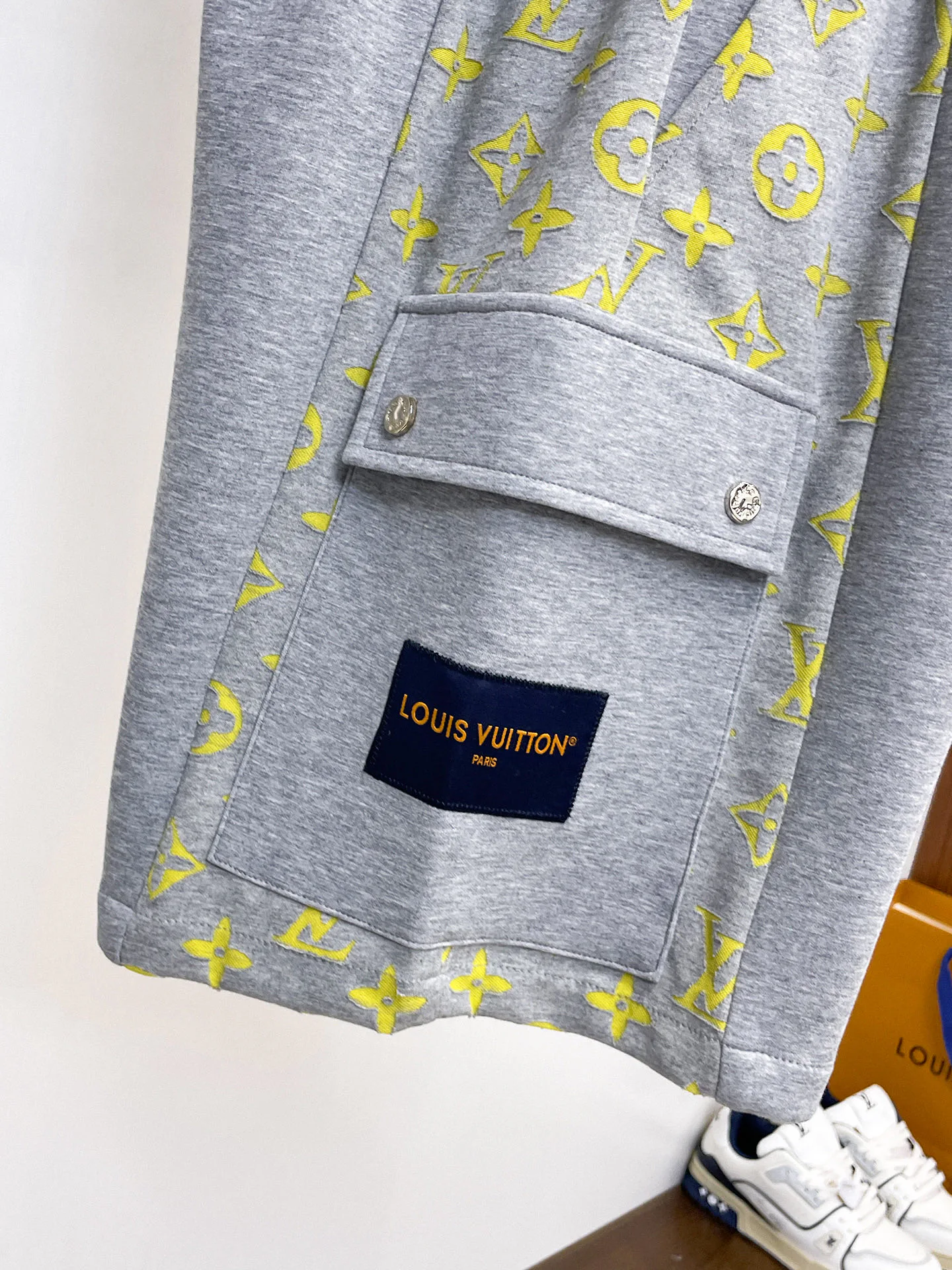 Шорты Мужские Louis Vuitton 13417544
