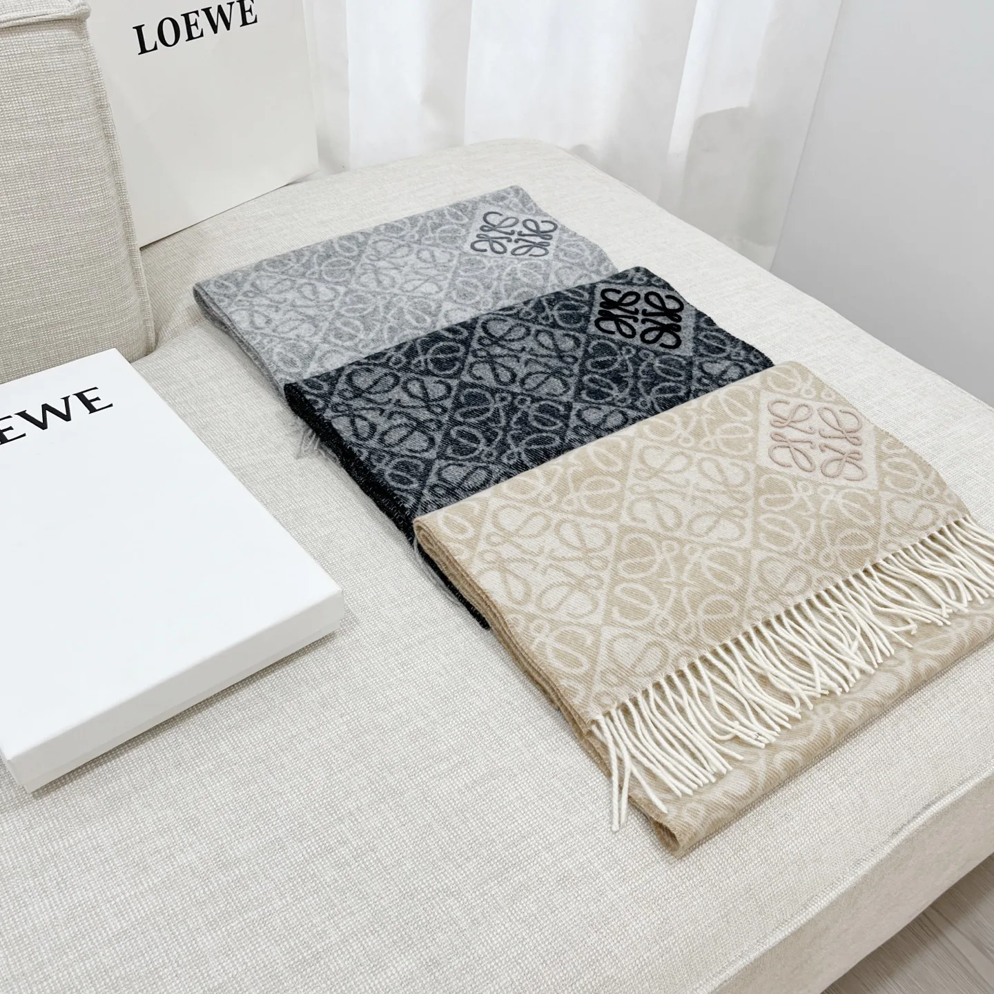 Шарфы Loewe 240028