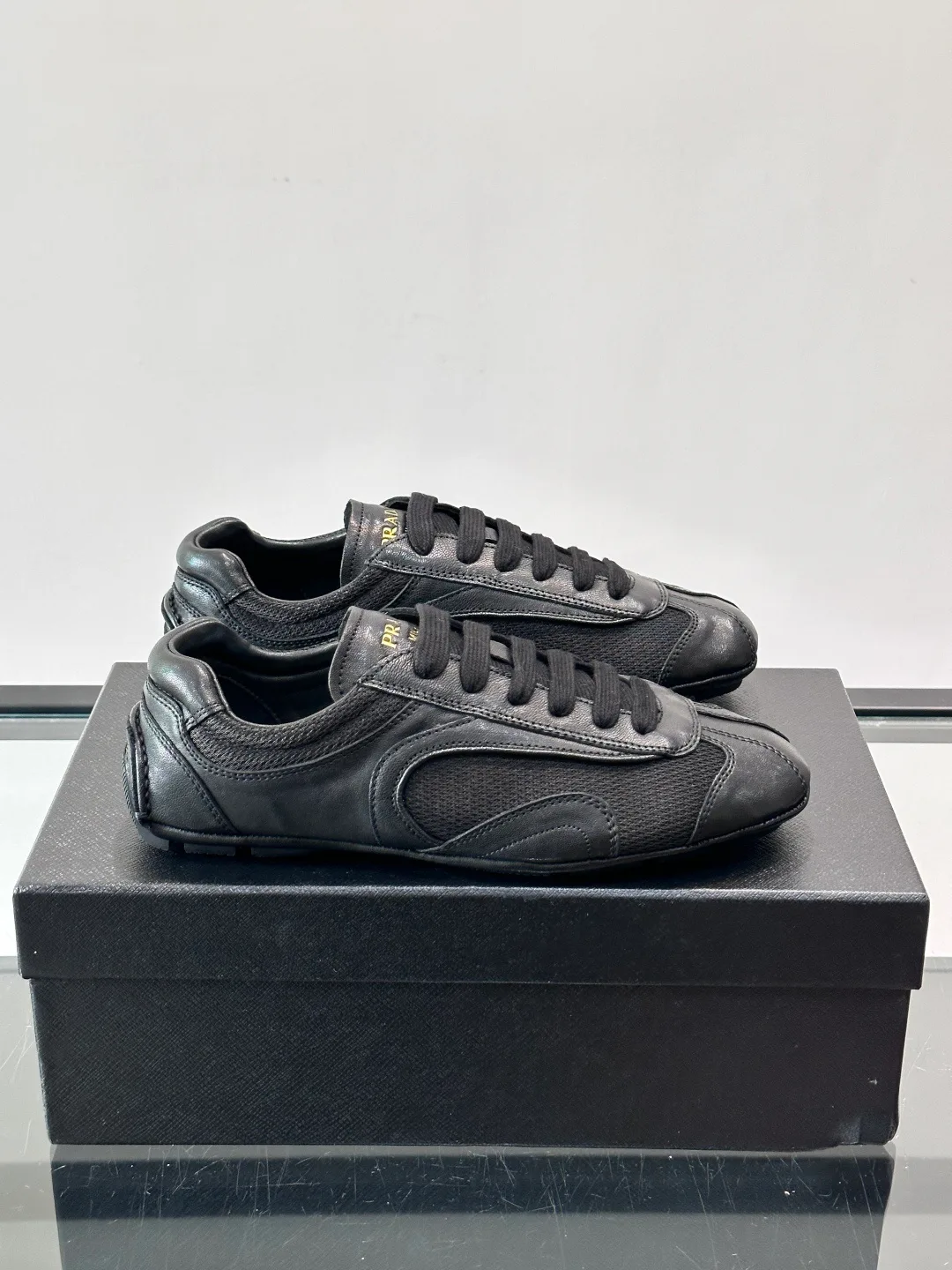 Кроссовки Мужские Prada 13480081