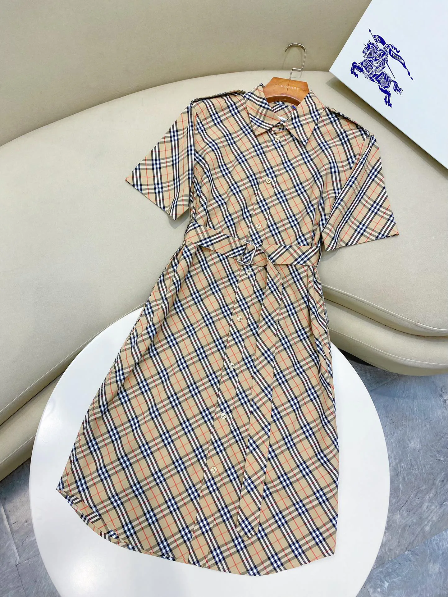 Платья Женские Burberry 17361084