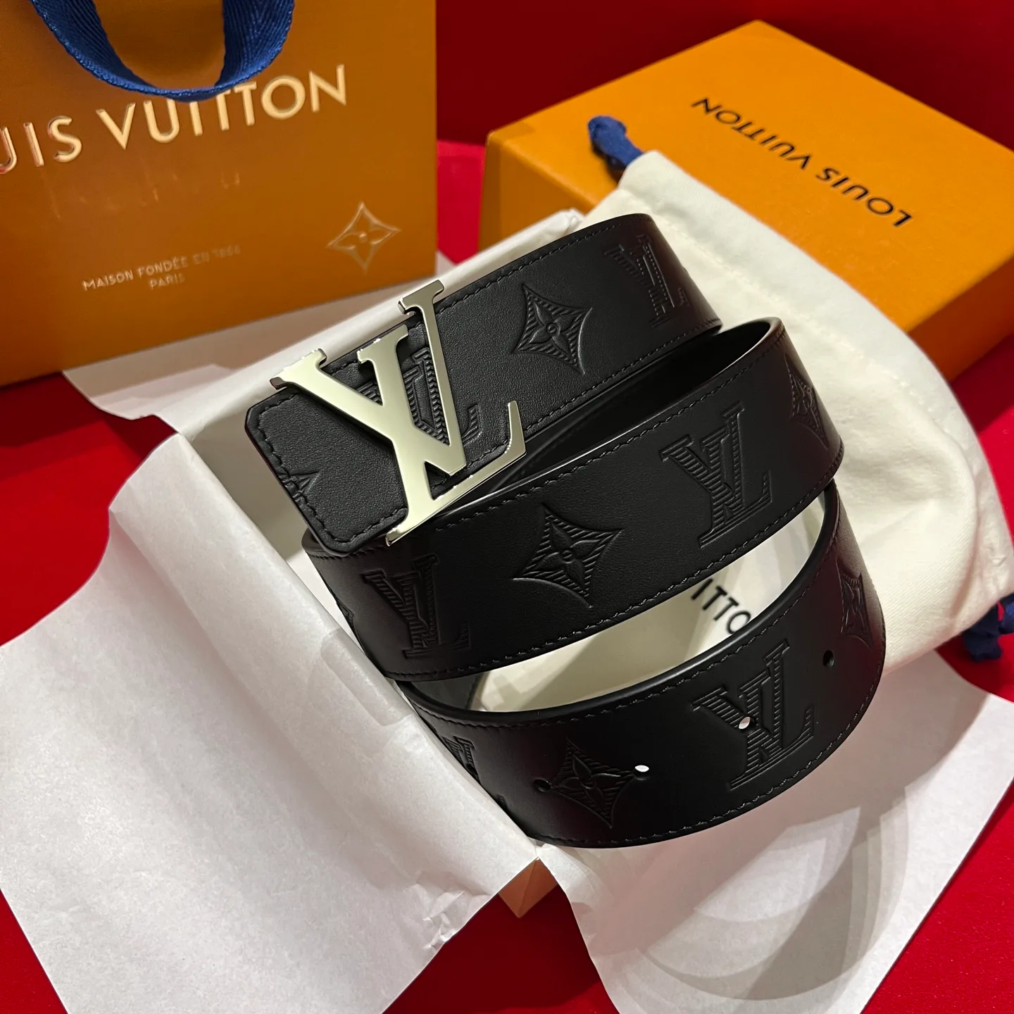 Ремни Louis Vuitton 17645350