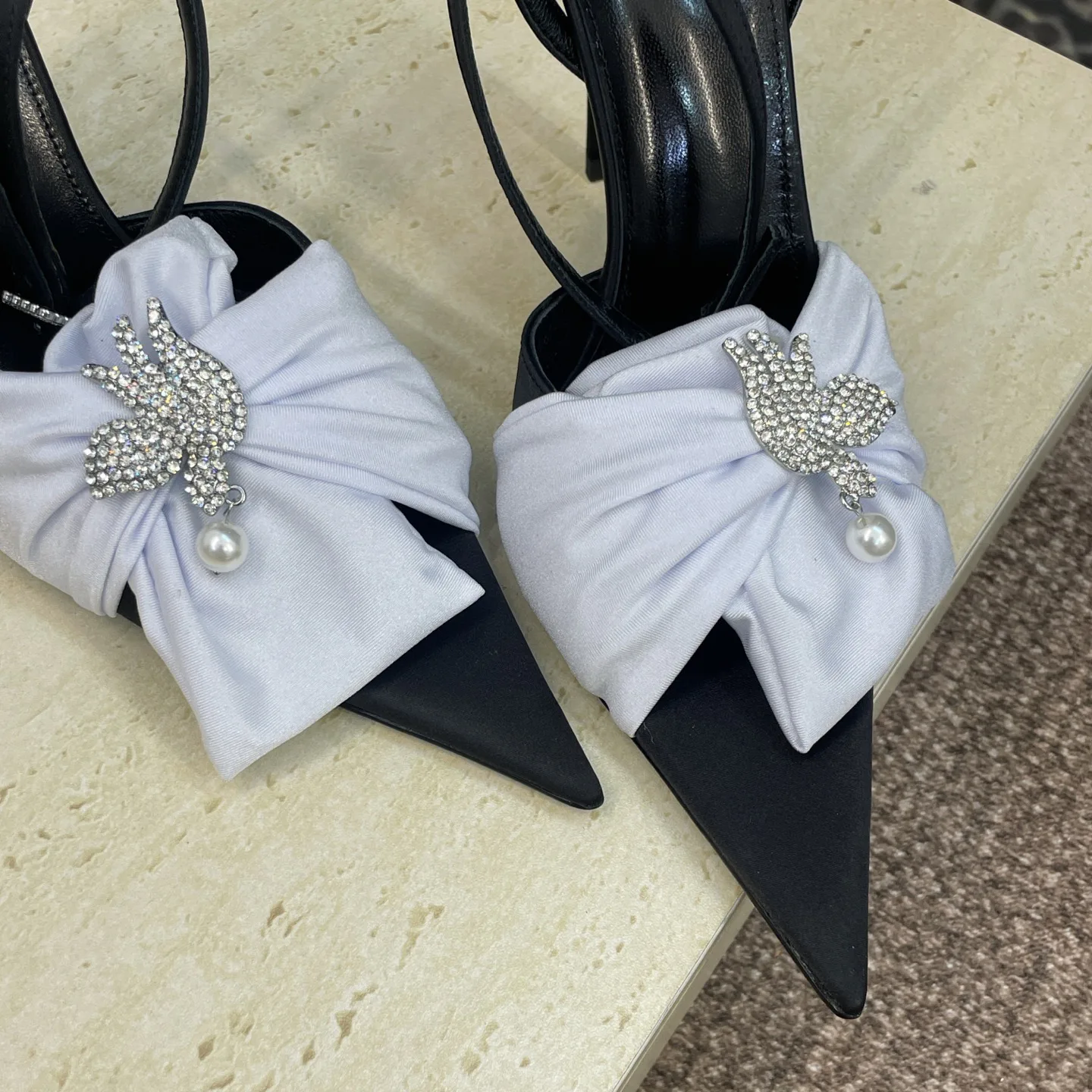 Босоножки Женские Saint Laurent 3009079