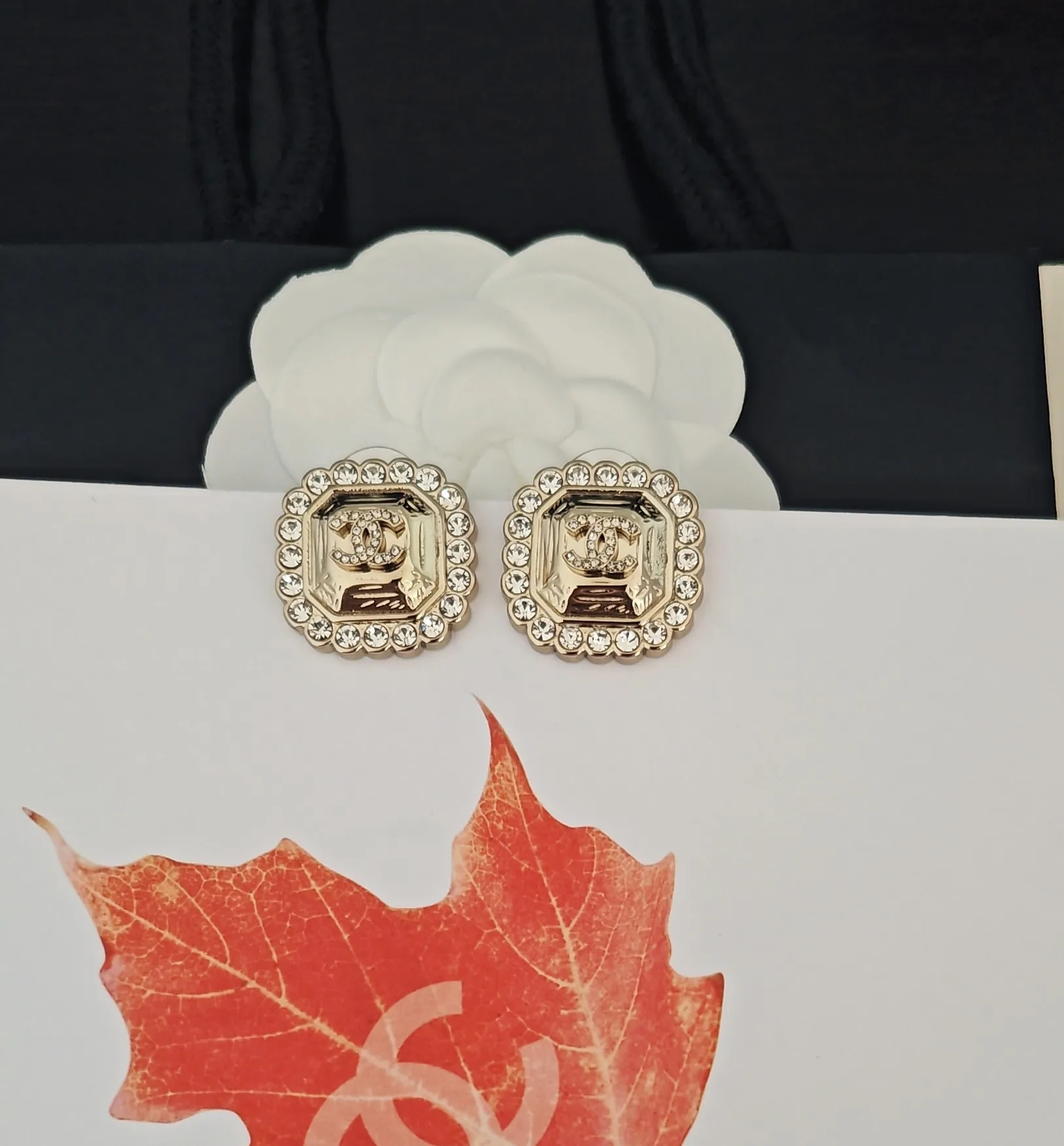 Бижутерия Chanel 225182