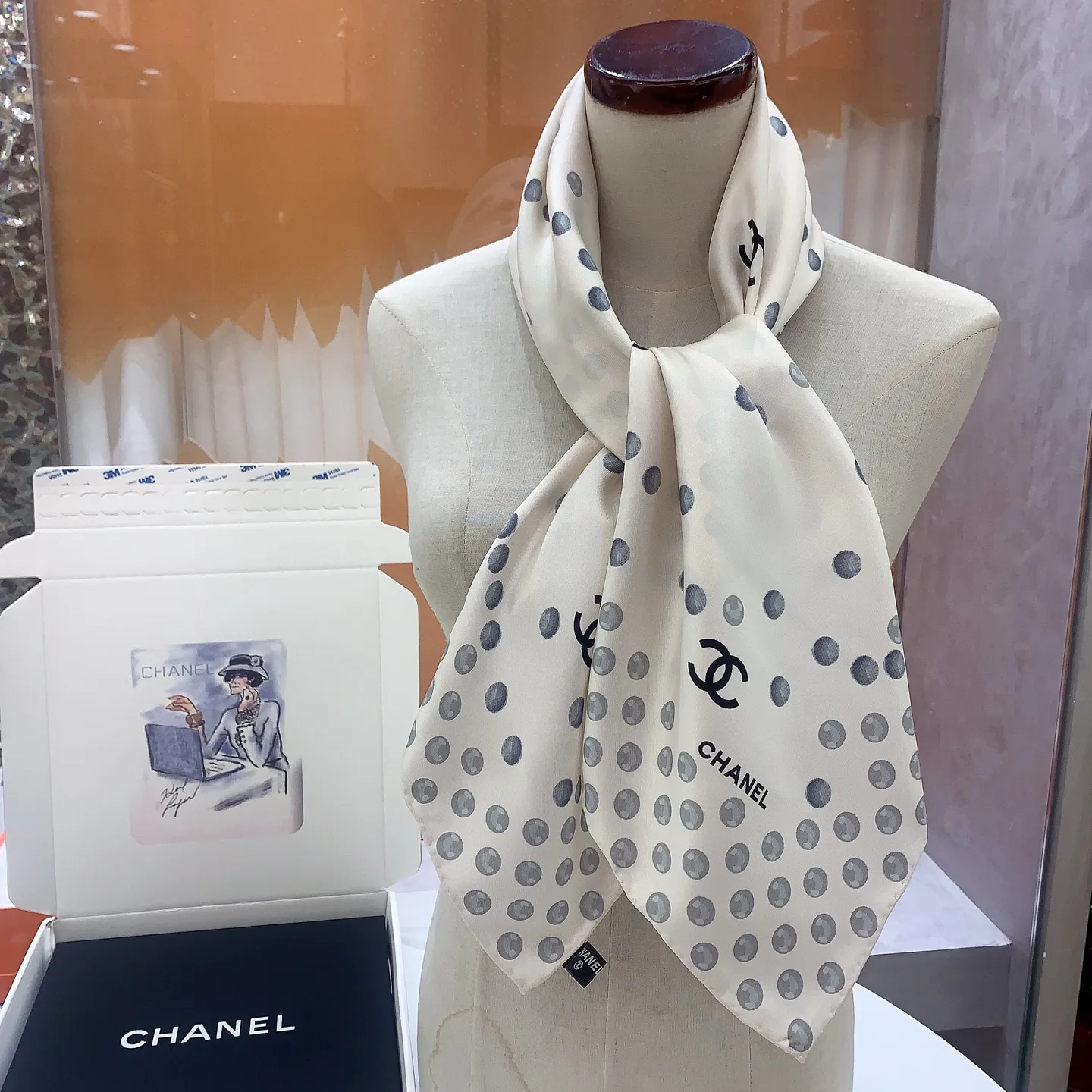 Платки Chanel 11192910