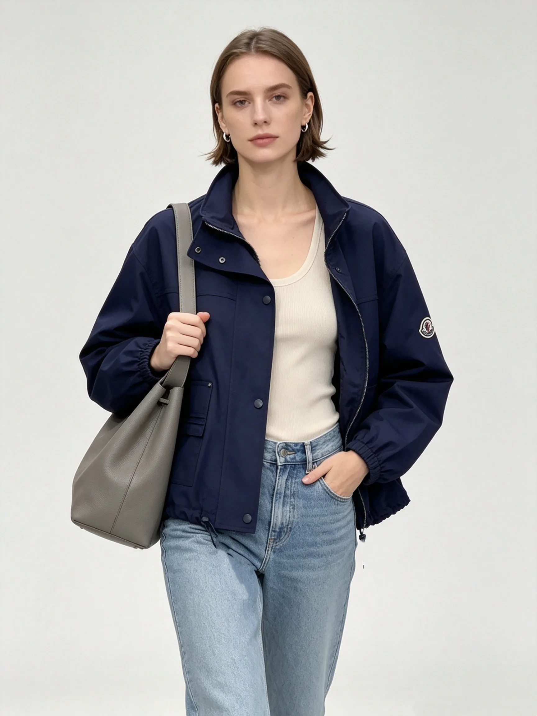Куртки И Пуховики Женские Moncler 17986483