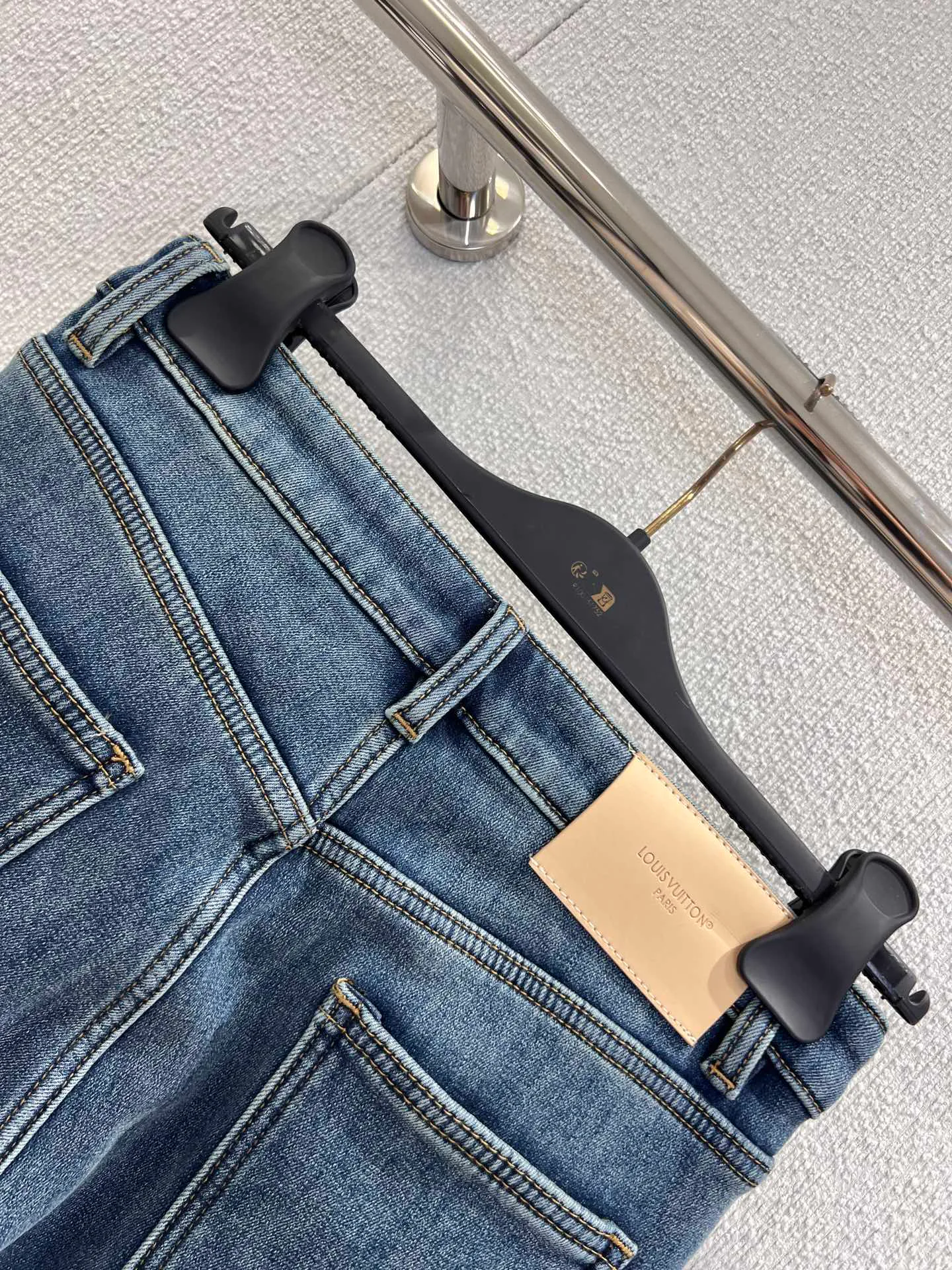 Джинсы Женские Louis Vuitton 502419