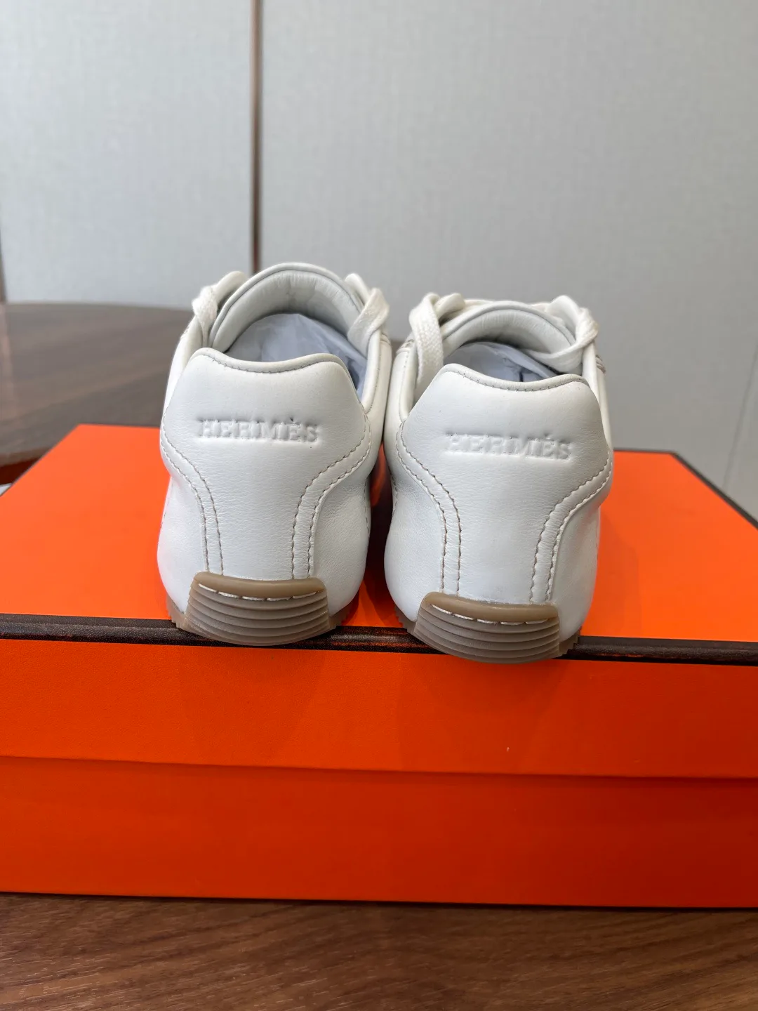 Кроссовки Женские Hermes 1284397