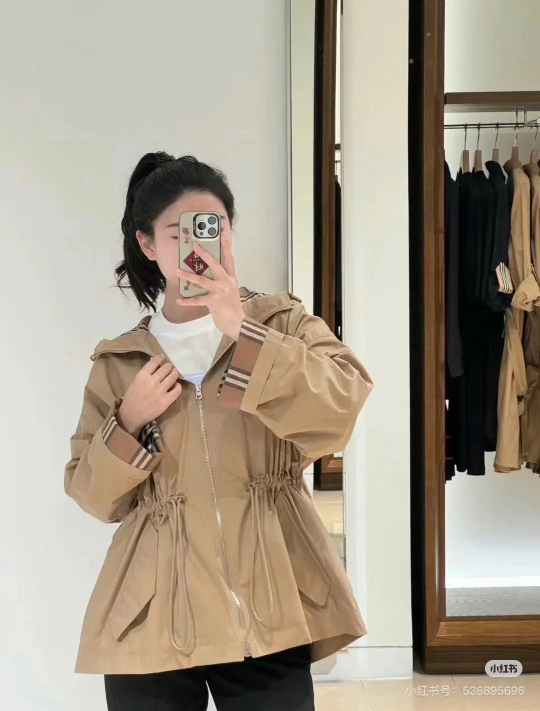 Куртки И Пуховики Женские Burberry 30631