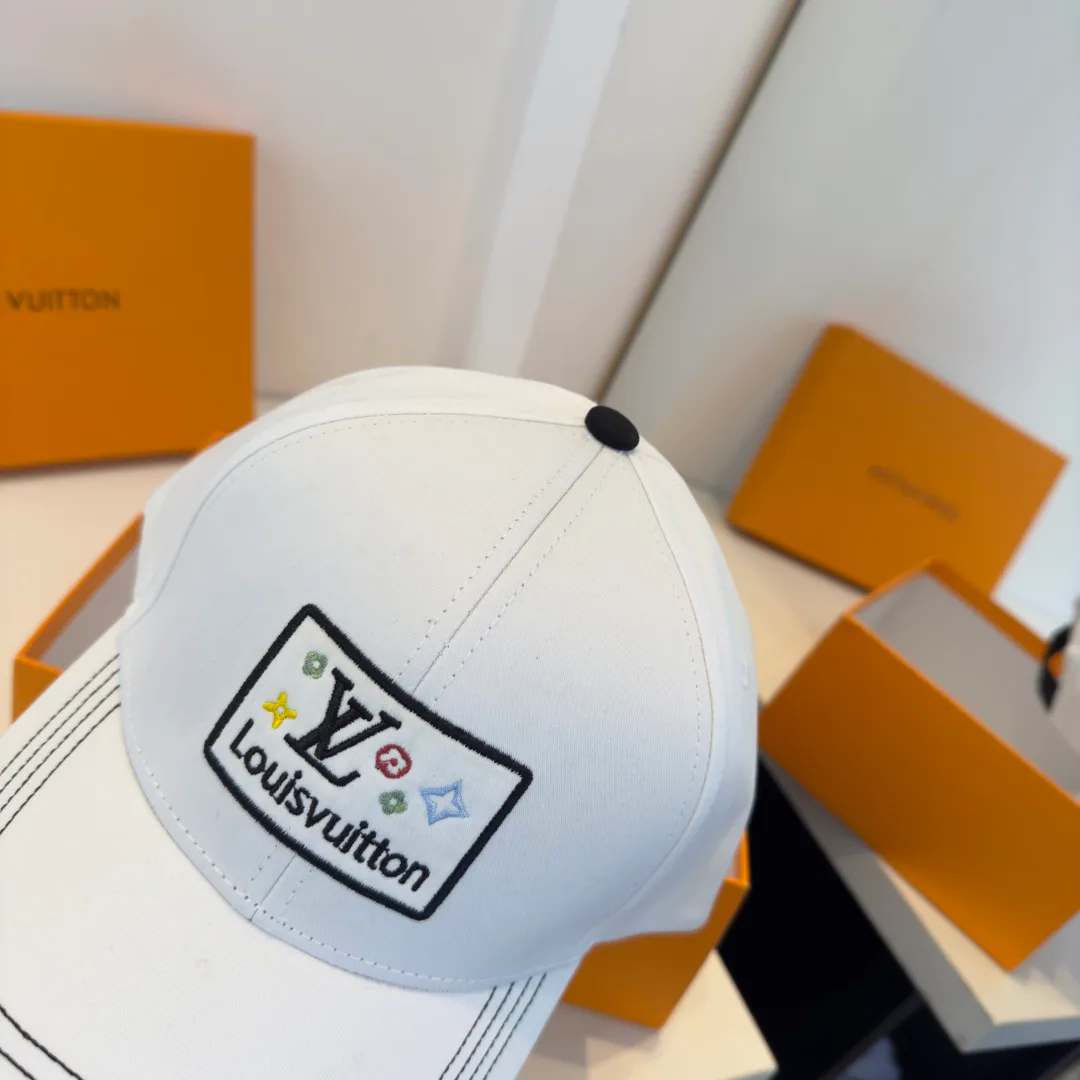 Головные Уборы Louis Vuitton 11416642