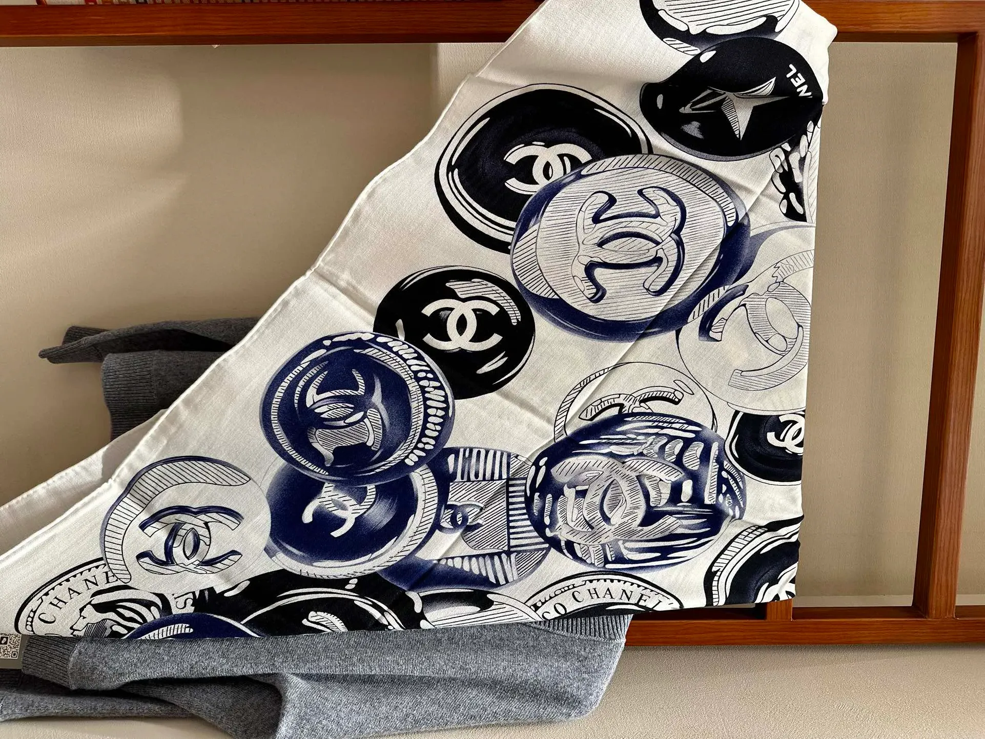 Шарфы Chanel 65112