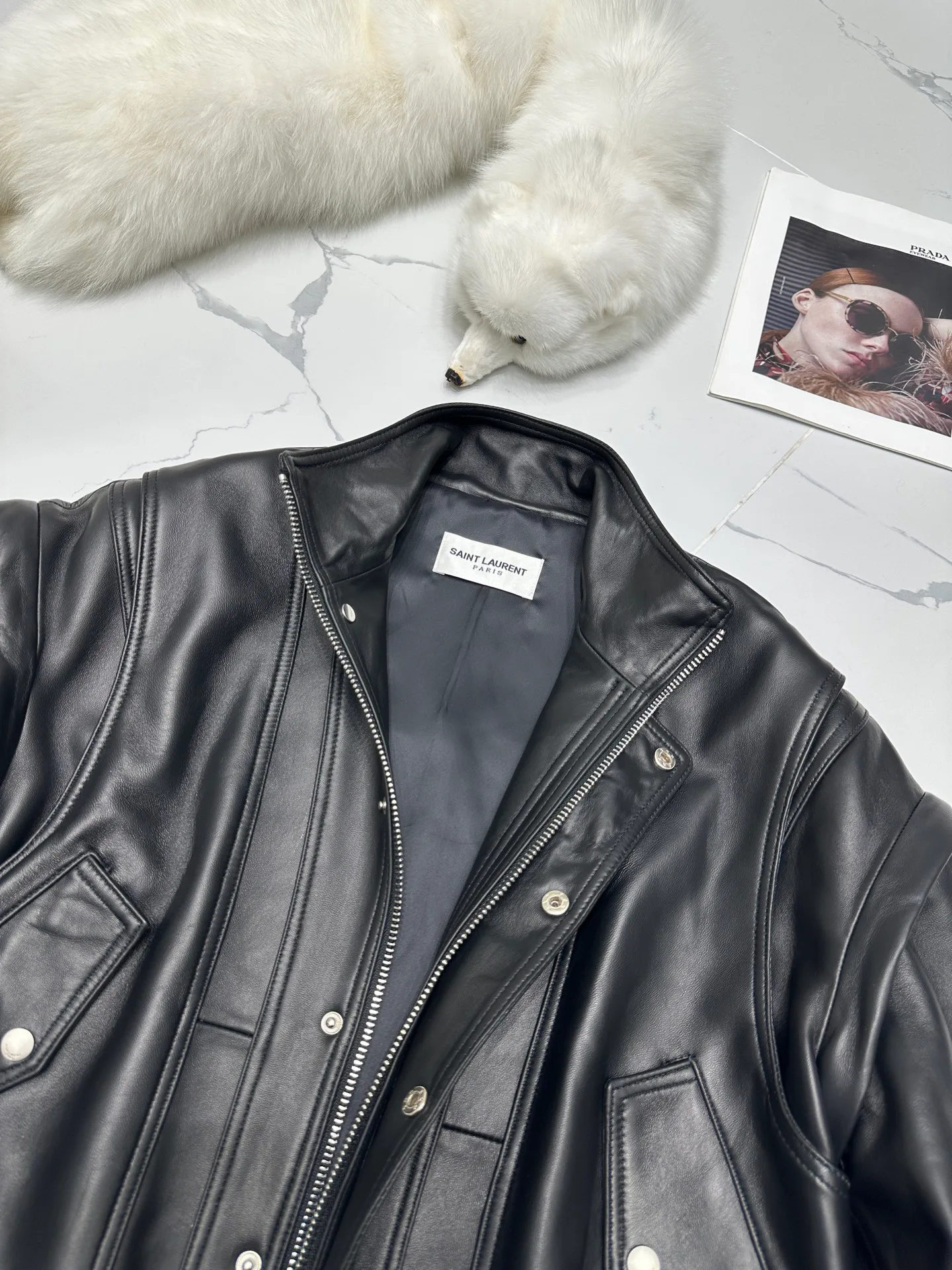 Кожаные Куртки И Дублёнки Женские Saint Laurent 11598147