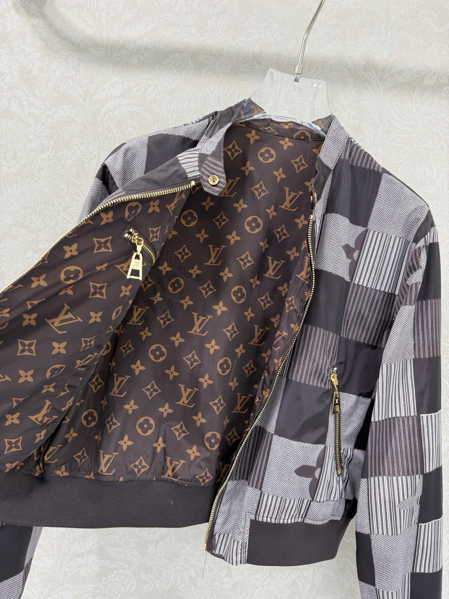 Куртки И Пуховики Мужские Louis Vuitton 9669902