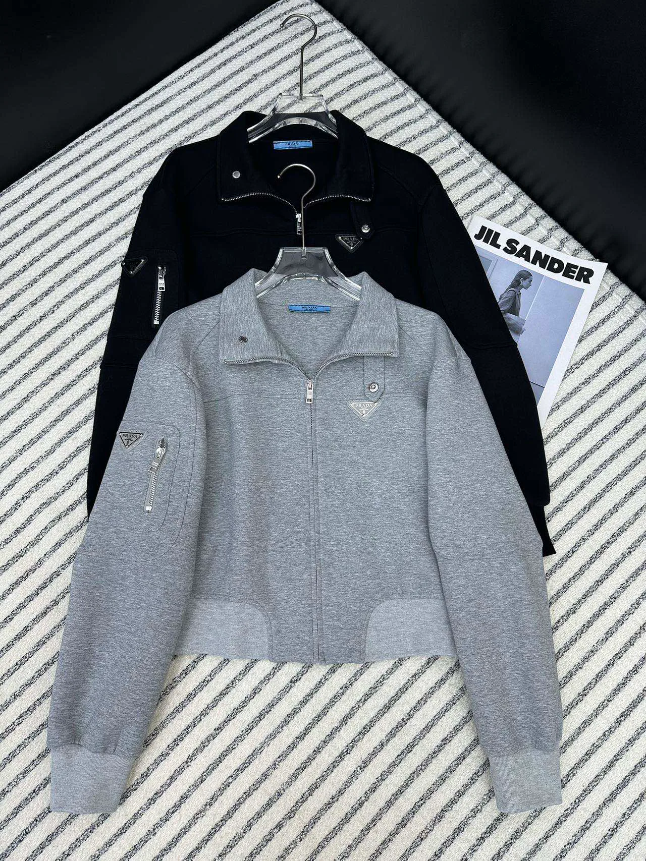 Куртки И Пуховики Женские Prada 20132837