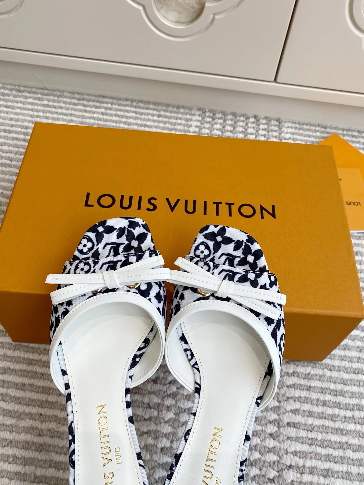 Мюли И Сабо Женские Louis Vuitton 12779786