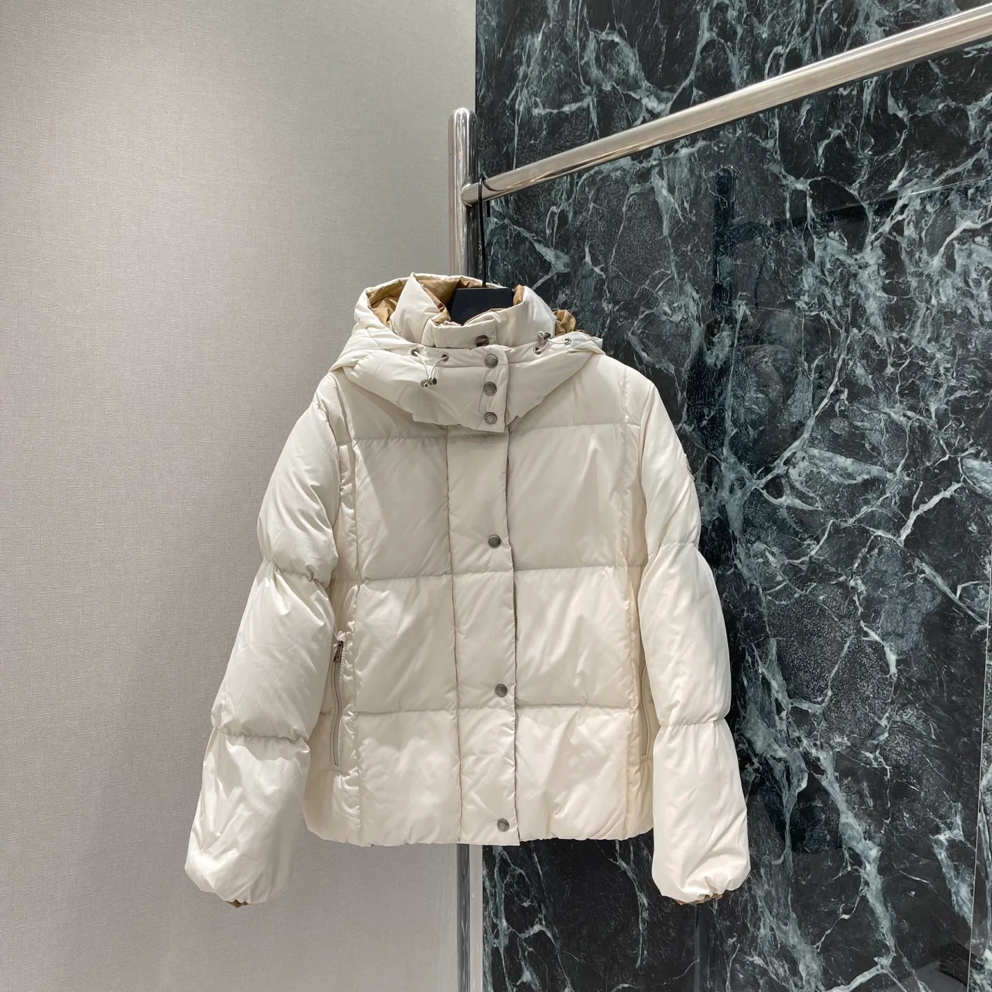 Куртки И Пуховики Женские Moncler 19132483