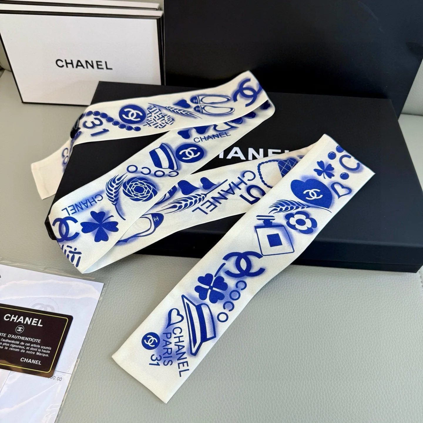 Платки Chanel 10695717