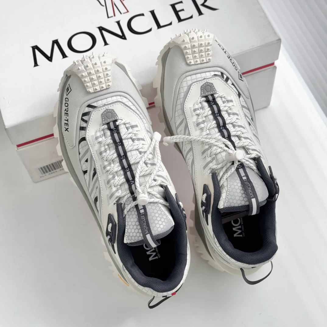 Кроссовки Женские Moncler 5279359