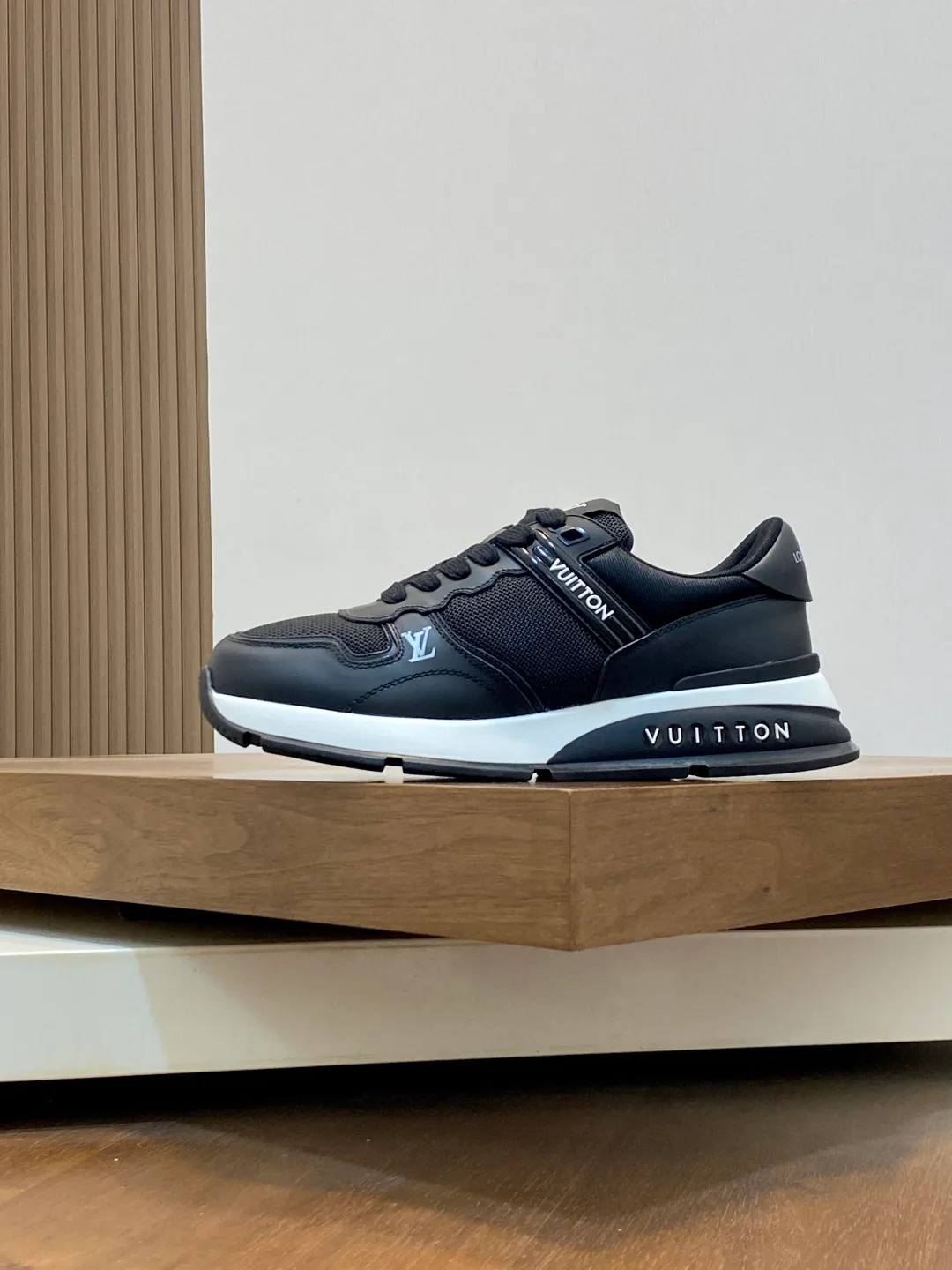 Кроссовки Мужские Louis Vuitton 97912