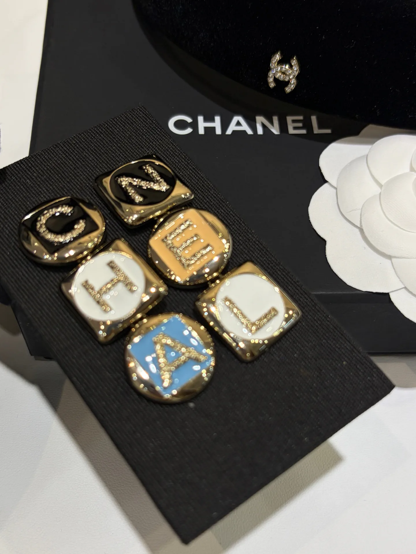 Бижутерия Chanel 1035396