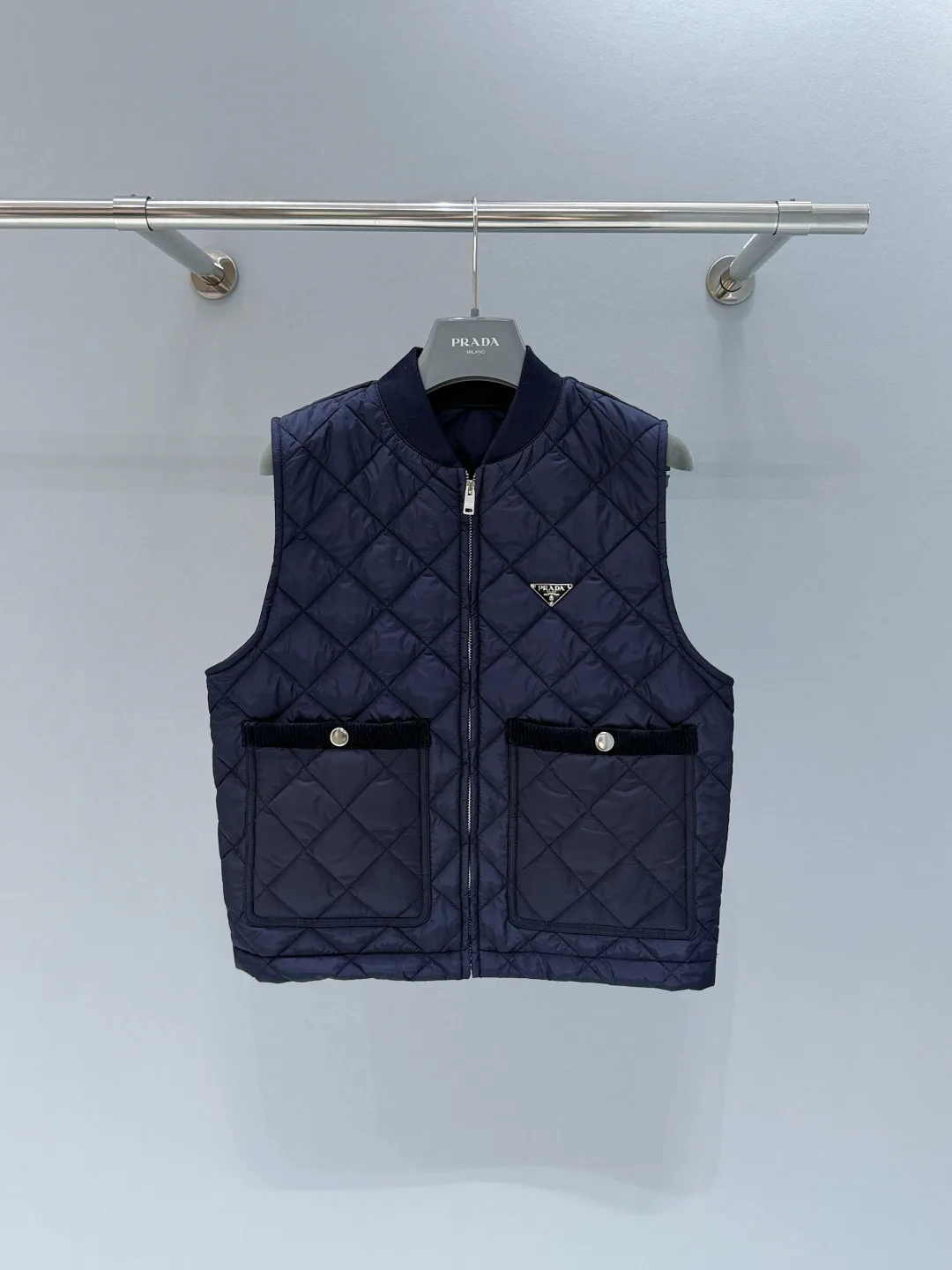 Жилеты Женские Prada 1764690