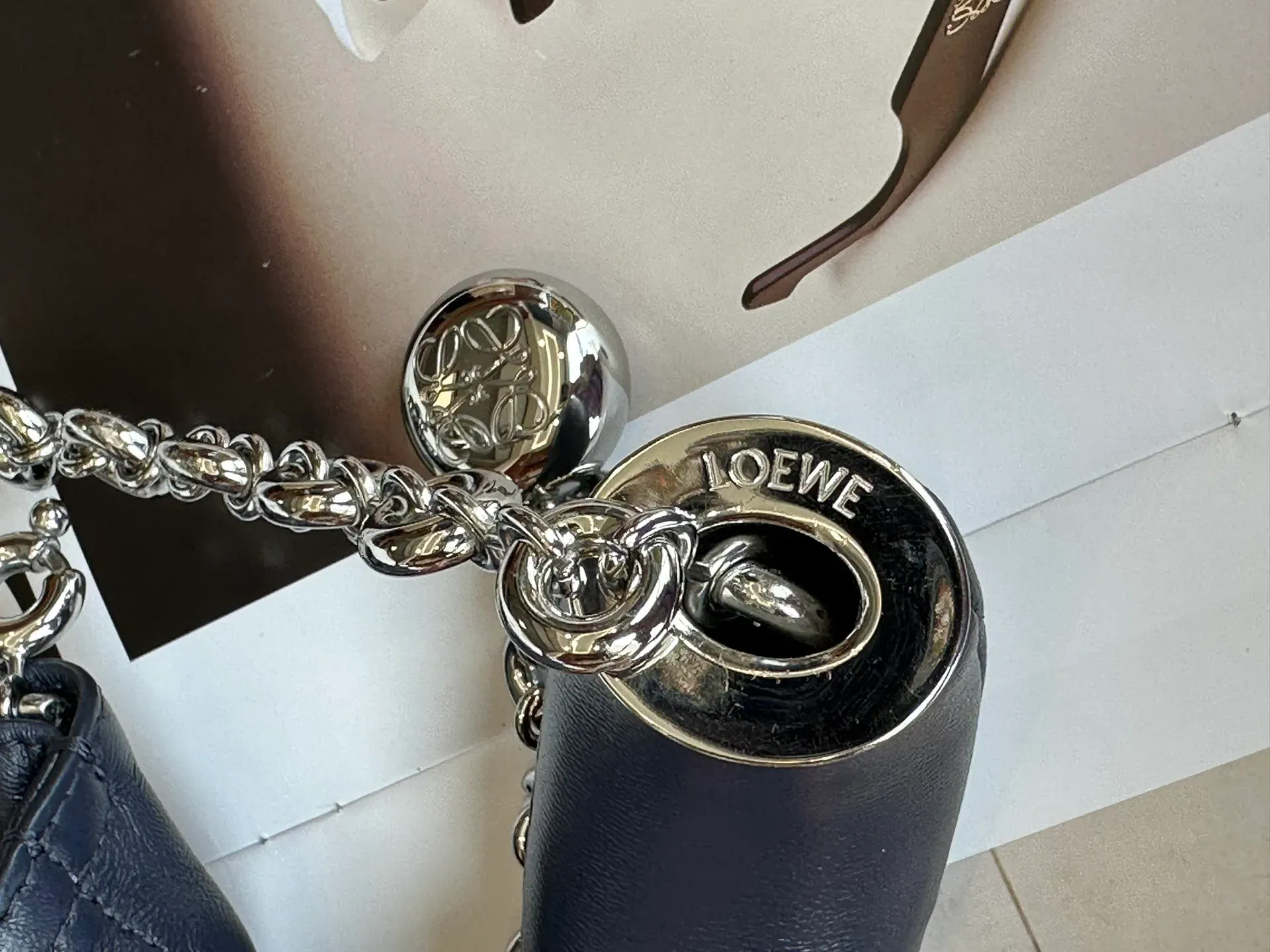 Классические Сумки Женские Loewe 690185