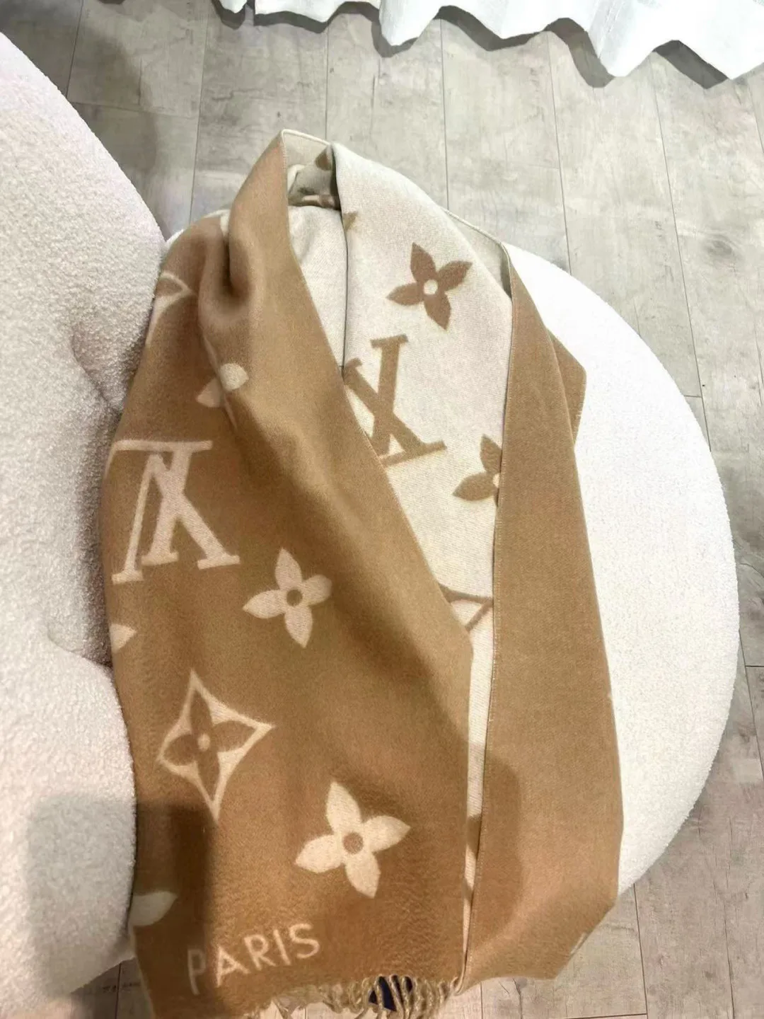 Шарфы Louis Vuitton 1883234