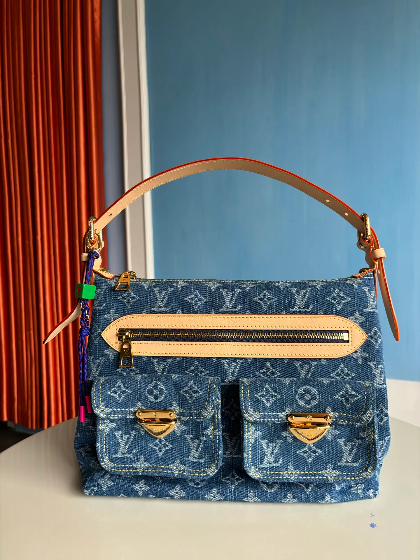 Классические Сумки Женские Louis Vuitton 13070578
