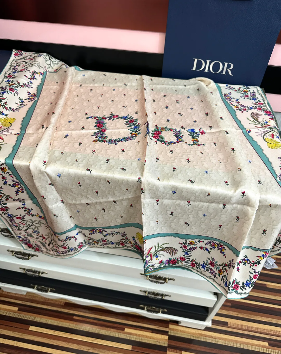 Платки Christian Dior 17076457