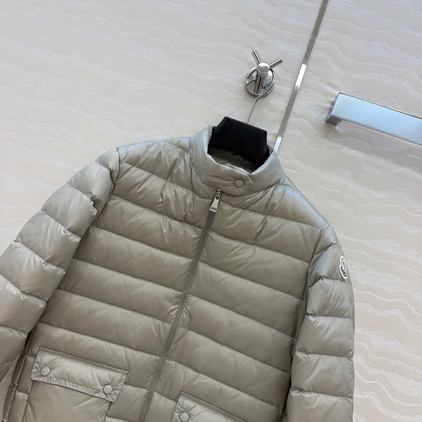 Куртки И Пуховики Женские Moncler 18402509