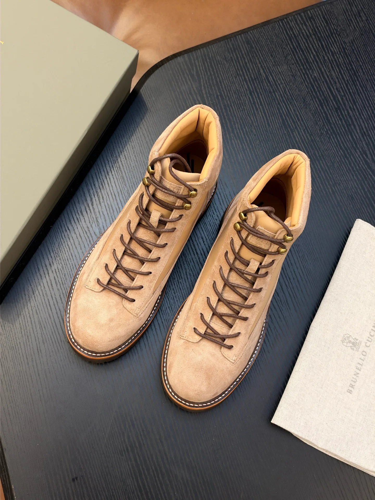 Ботинки Мужские Brunello Cucinelli 18893840