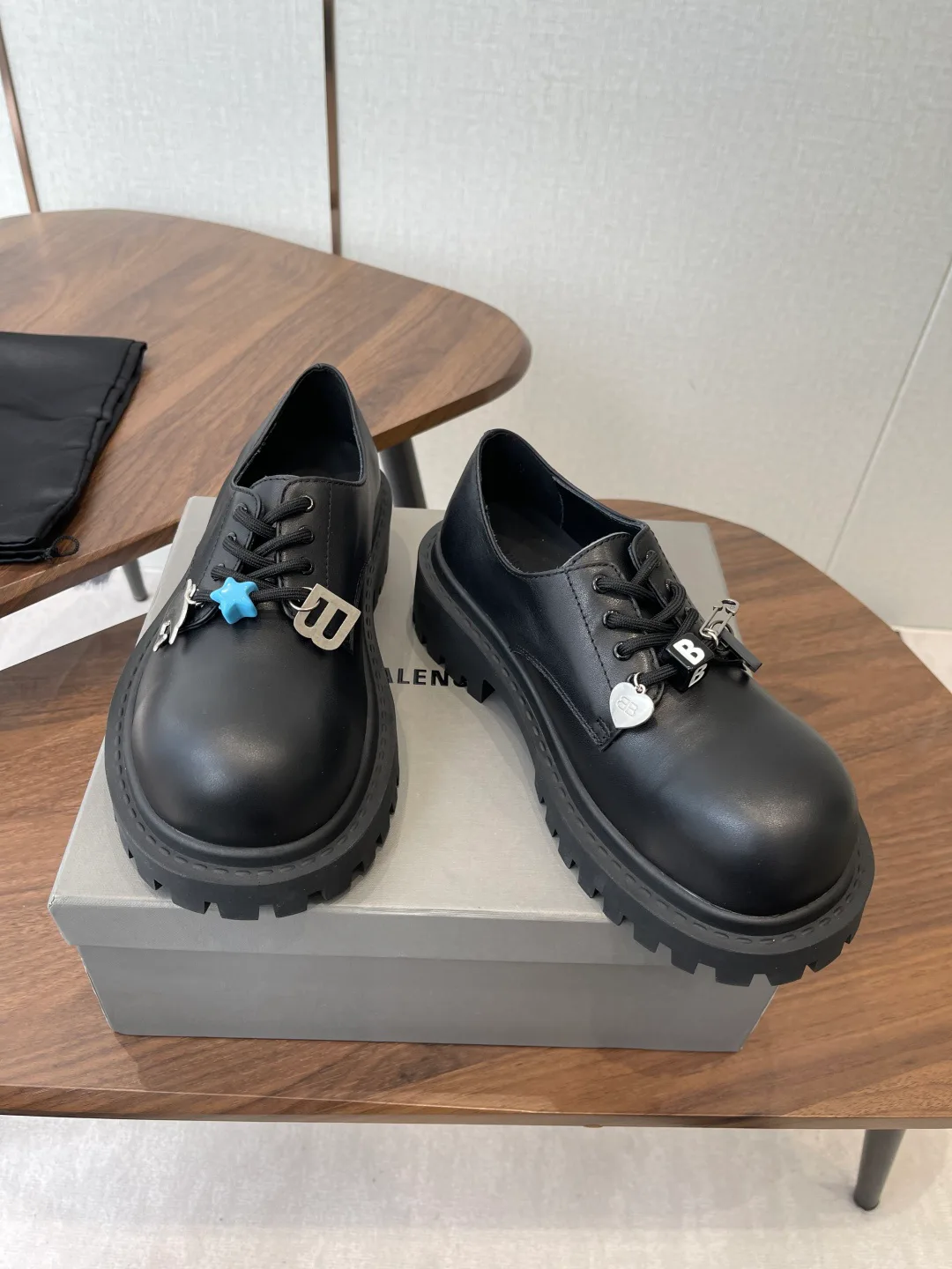 Лоферы И Мокасины Женские Balenciaga 678748