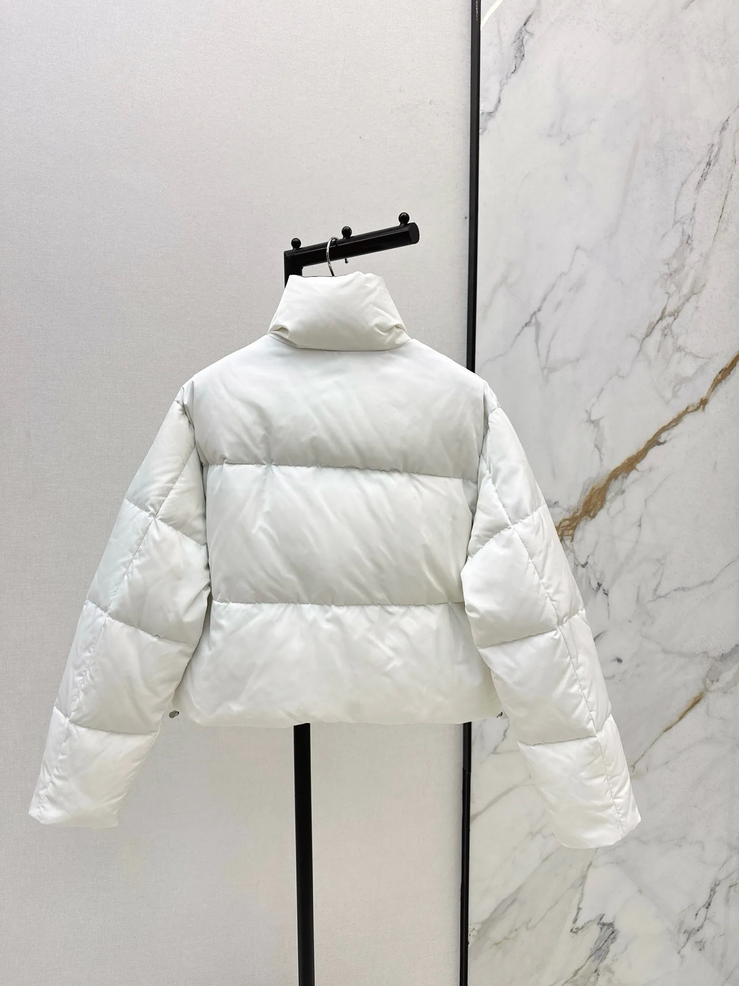 Куртки И Пуховики Женские Prada 19323453