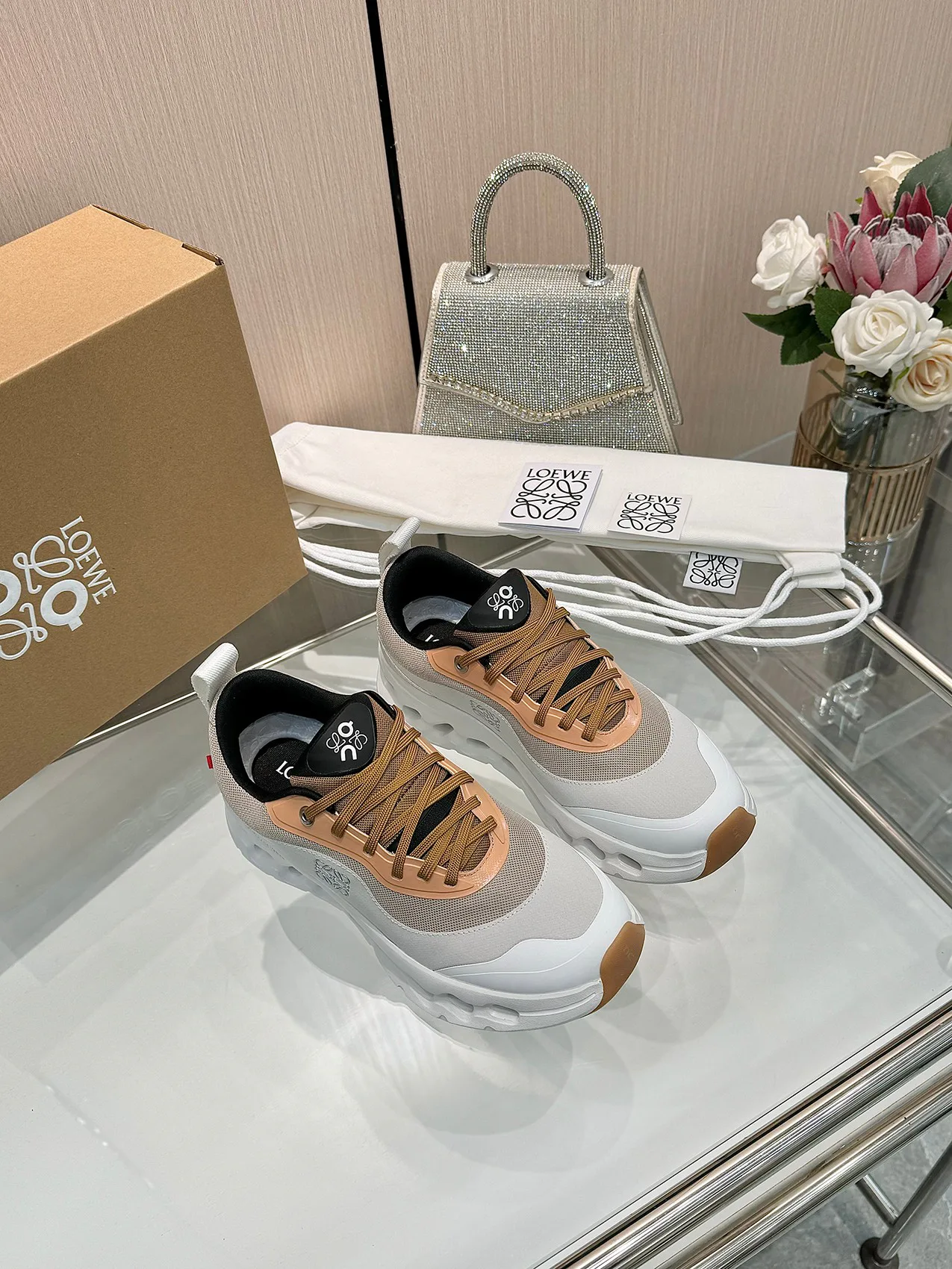 Кроссовки Женские Loewe 16936894