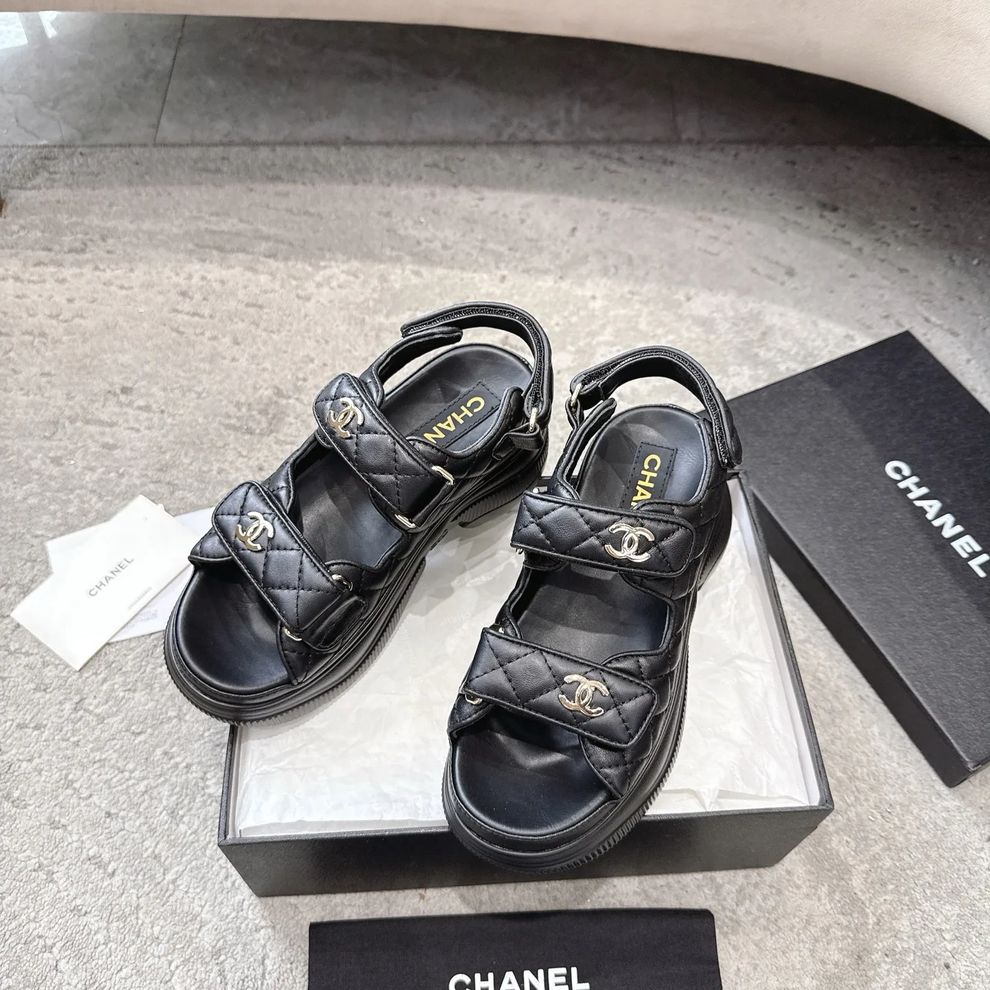 Босоножки Женские Chanel 17572327