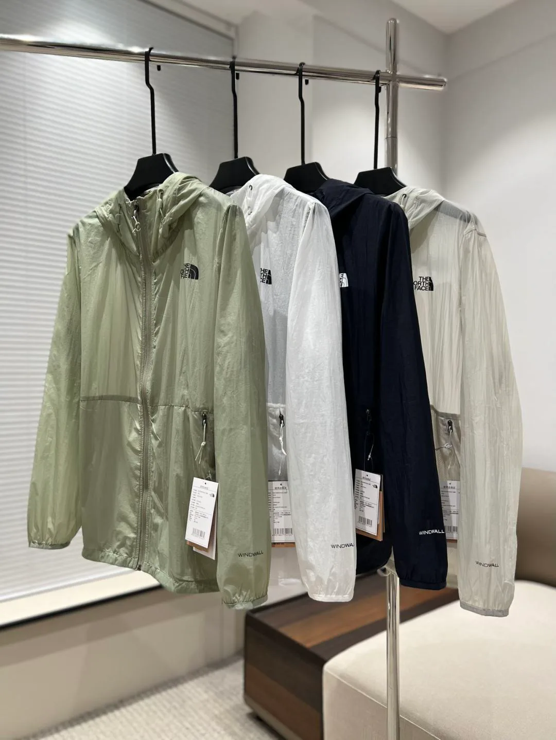 Куртки И Пуховики Женские The North Face 17235476