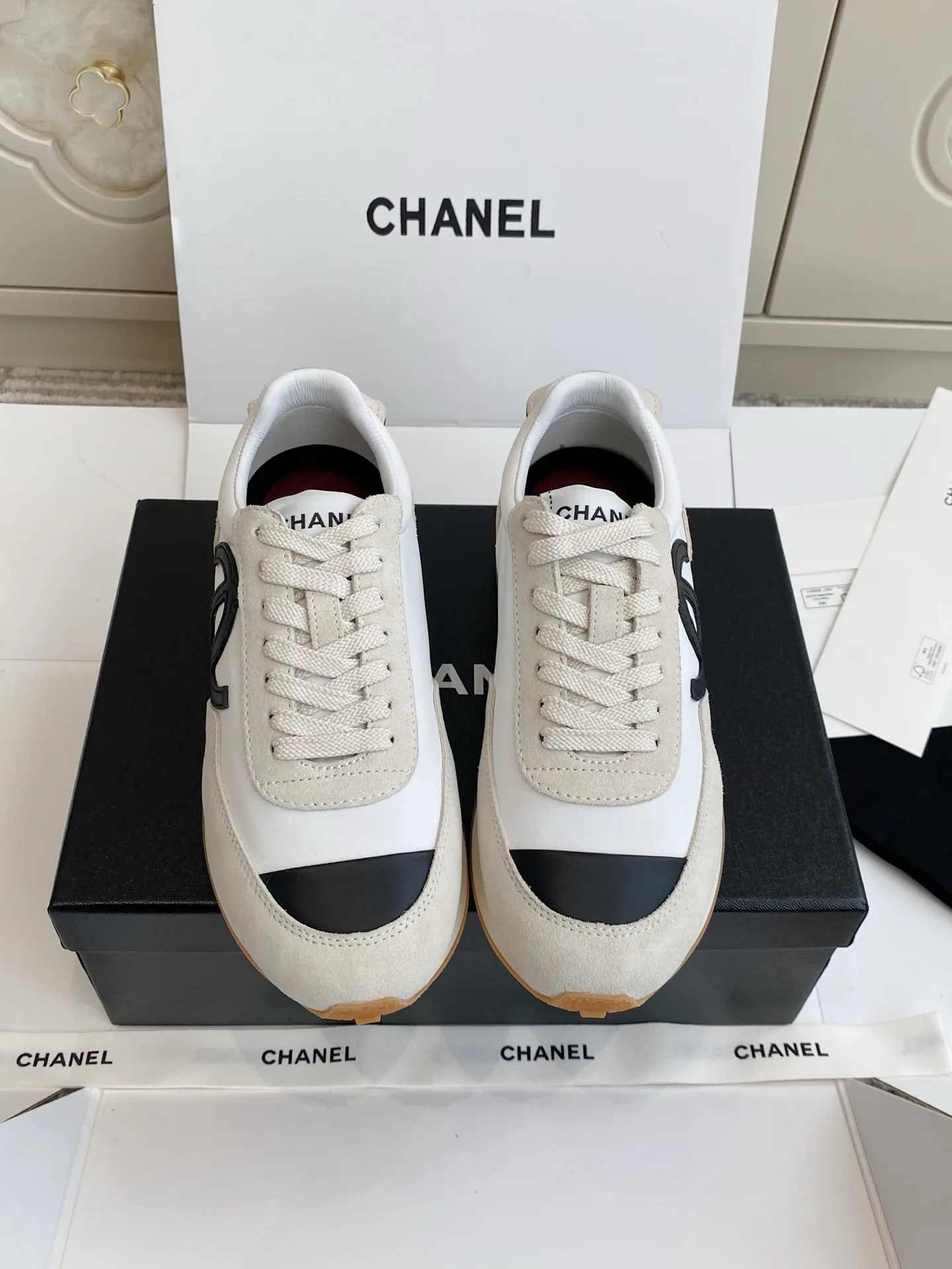 Кроссовки Женские Chanel 12479740