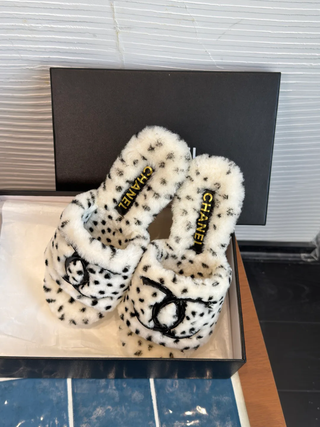 Тапочки Женские Chanel 18251946