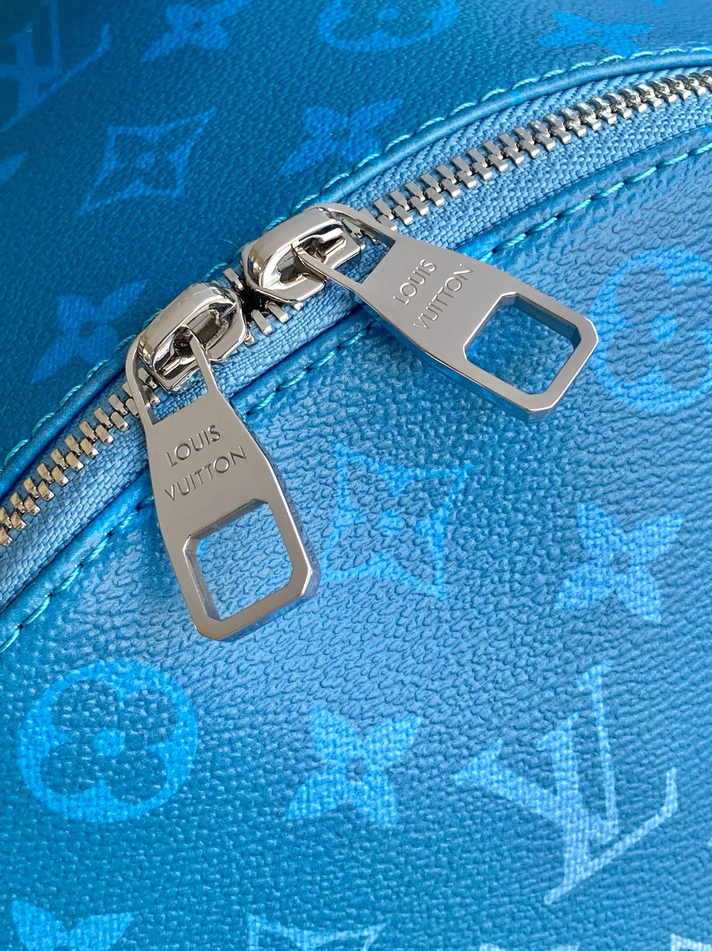 Рюкзаки Женские Louis Vuitton 1746050