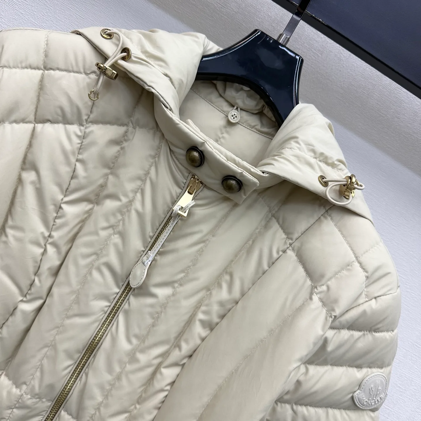 Куртки И Пуховики Женские Moncler 18279125